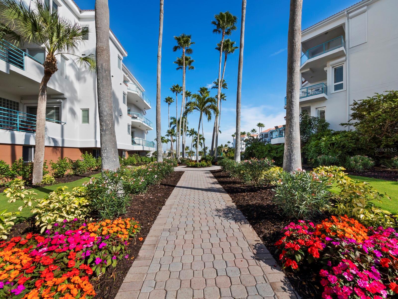 TANGERINE BAY CLUB - Residential