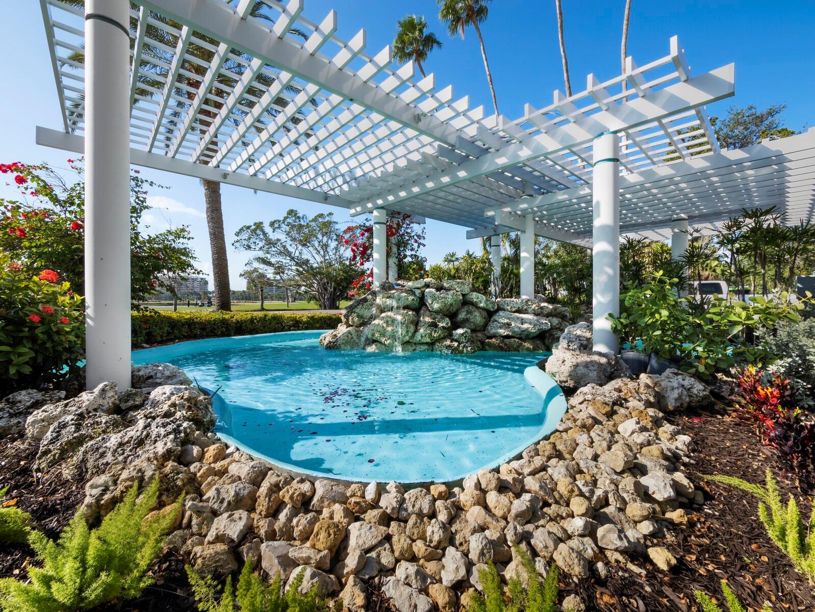 TANGERINE BAY CLUB - Residential