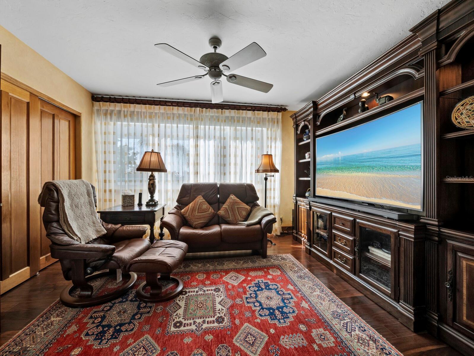 TANGERINE BAY CLUB - Residential