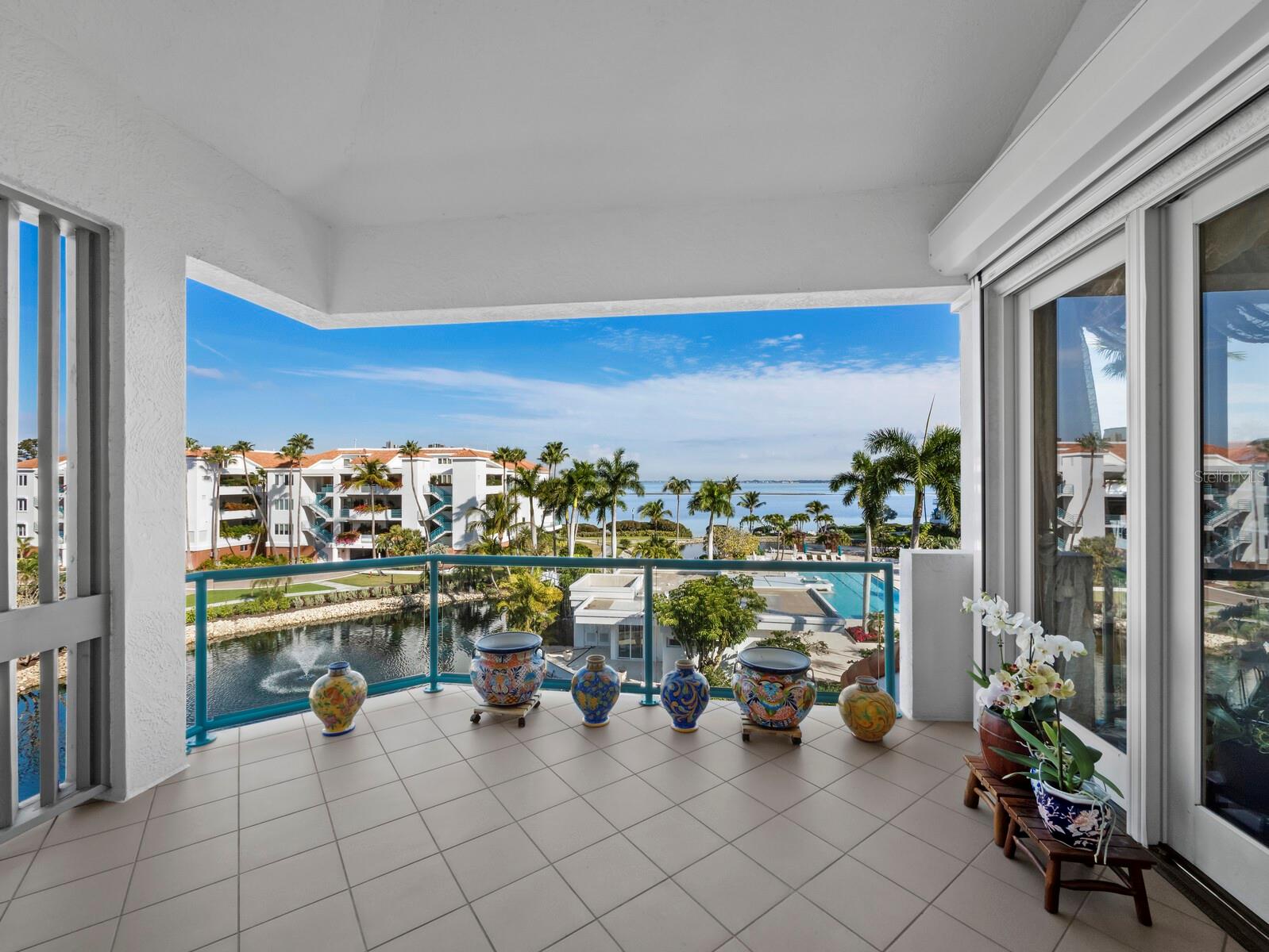 TANGERINE BAY CLUB - Residential