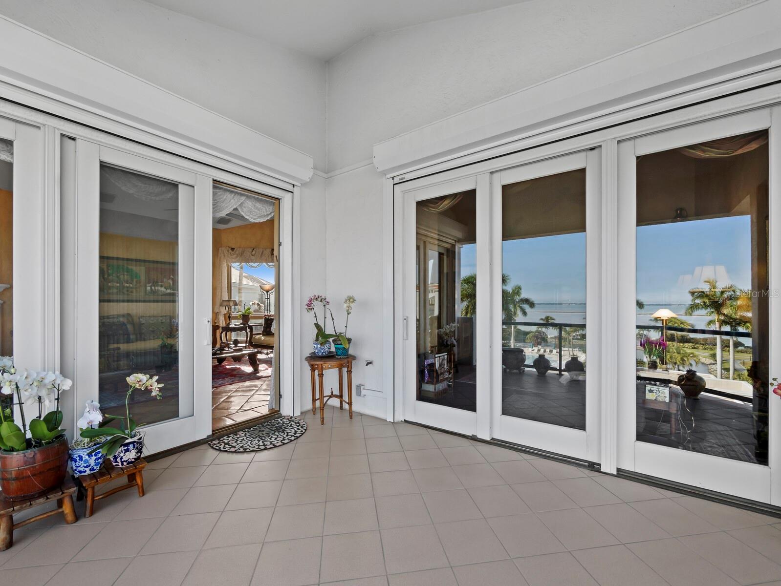 TANGERINE BAY CLUB - Residential