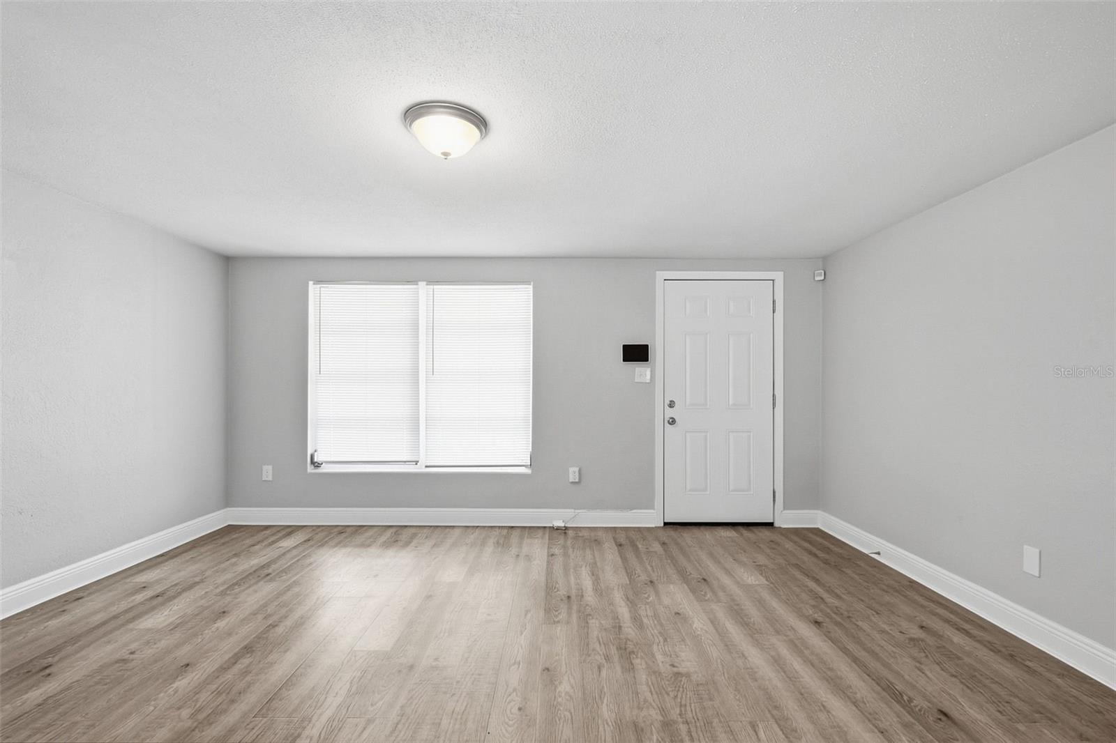 JASMINE LAKES - Residential