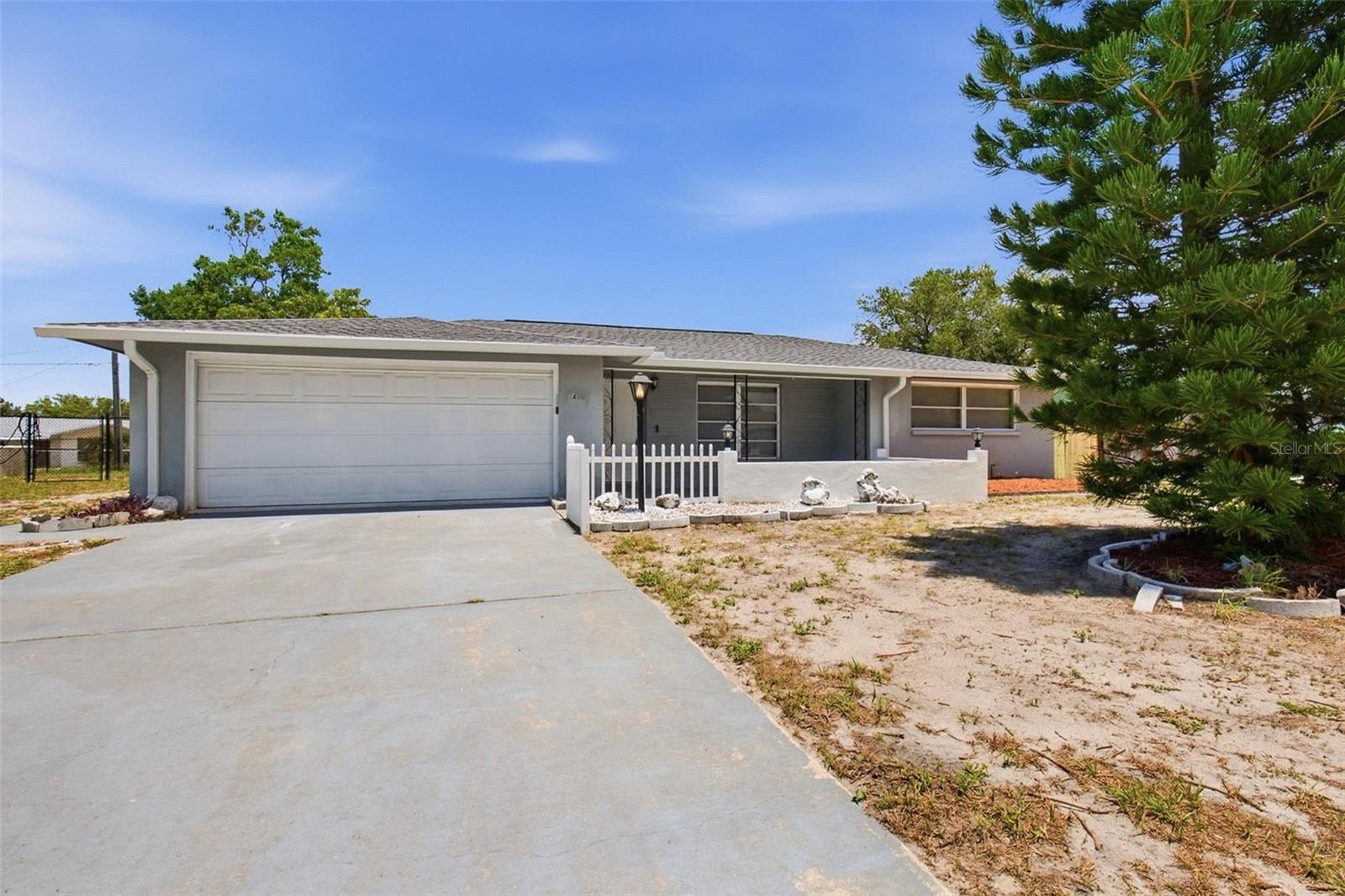 JASMINE LAKES - Residential