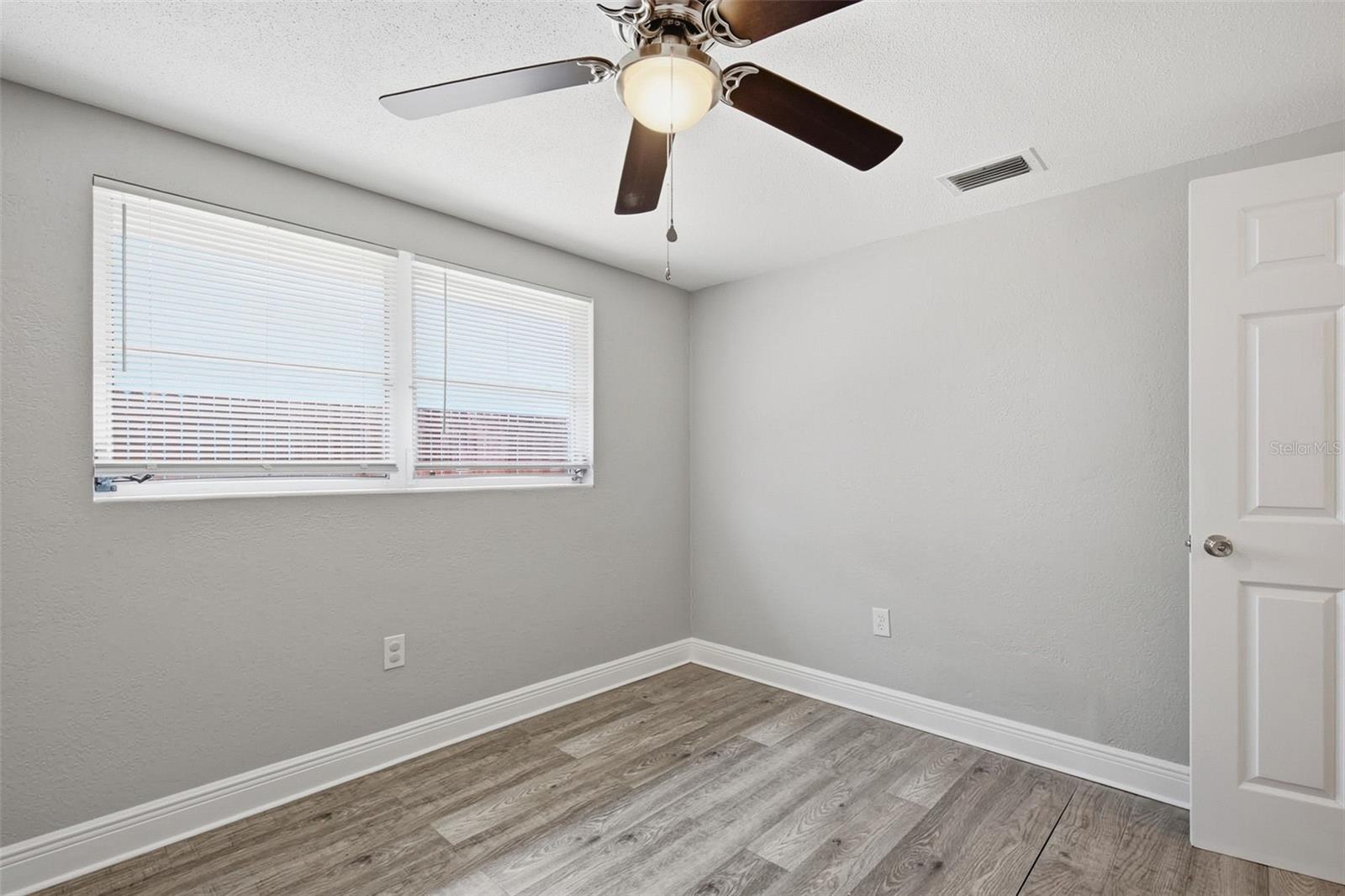 JASMINE LAKES - Residential