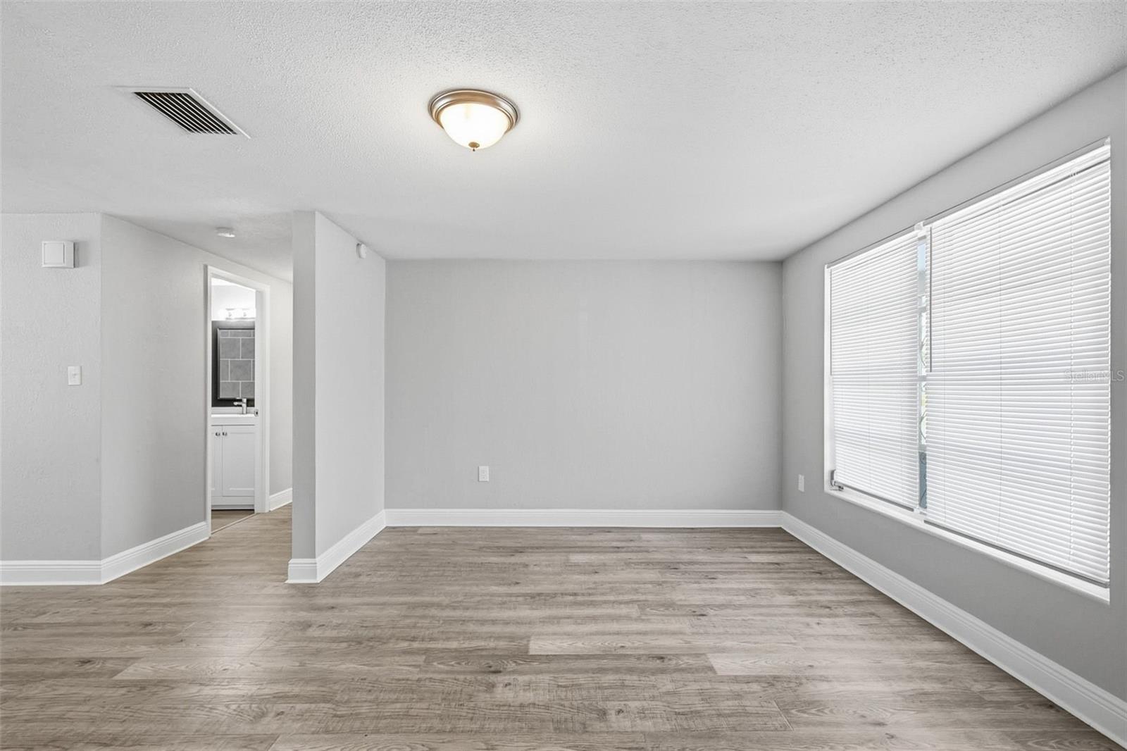 JASMINE LAKES - Residential