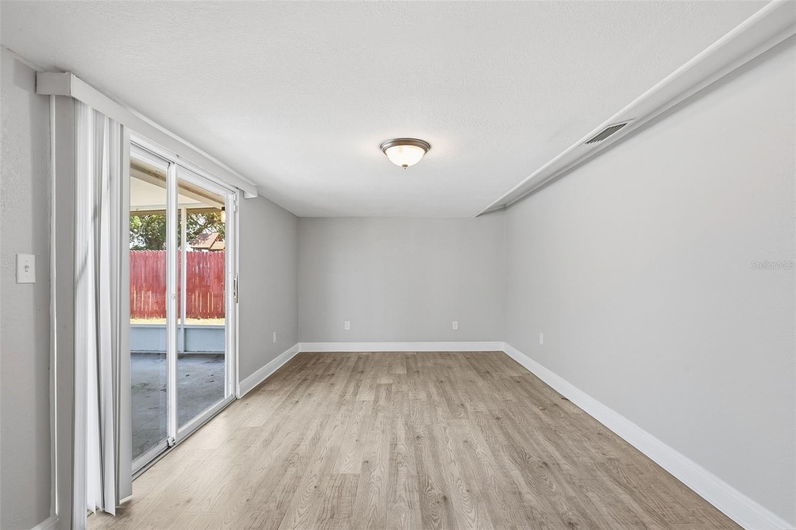 JASMINE LAKES - Residential