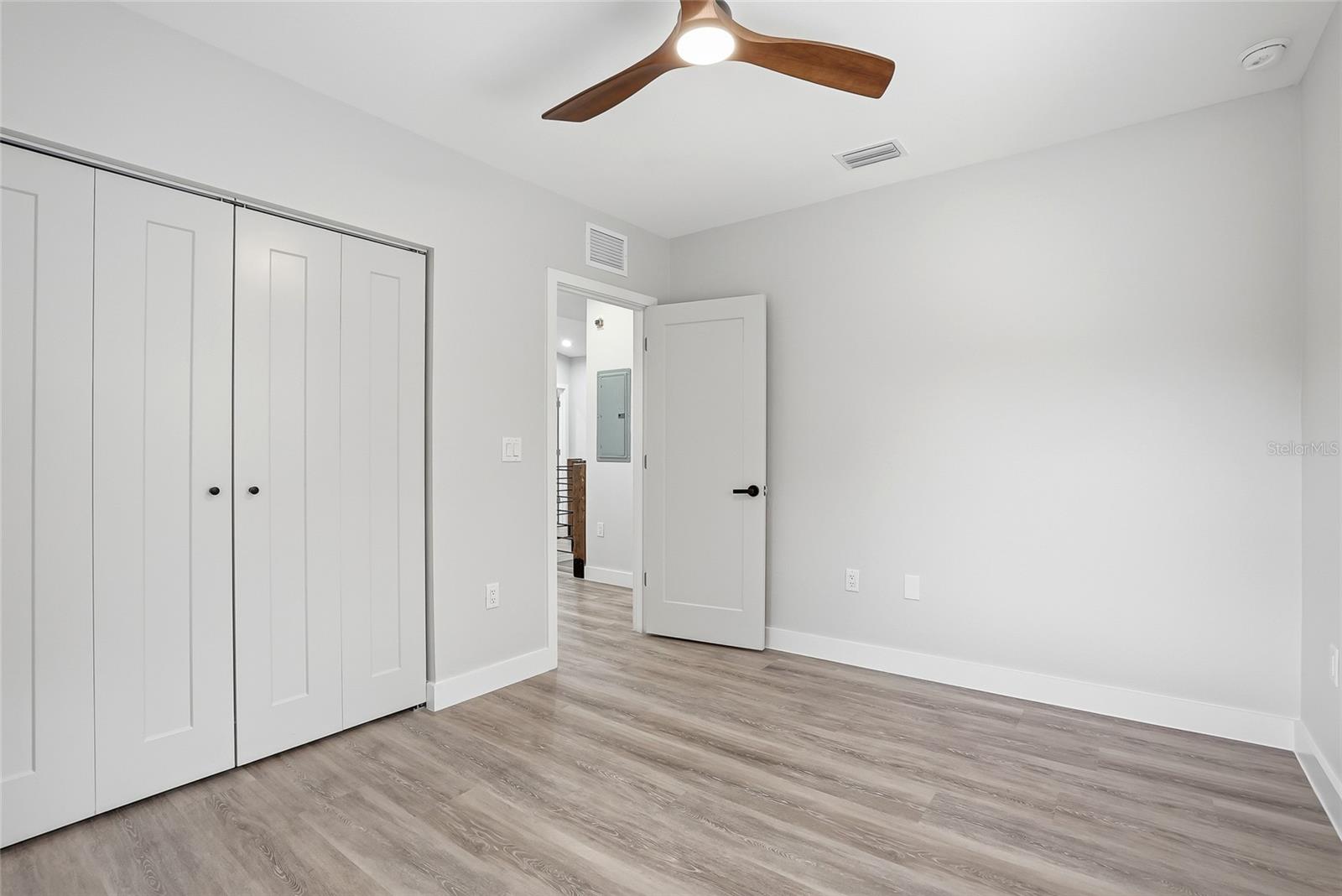 FOX RIDGE - Residential