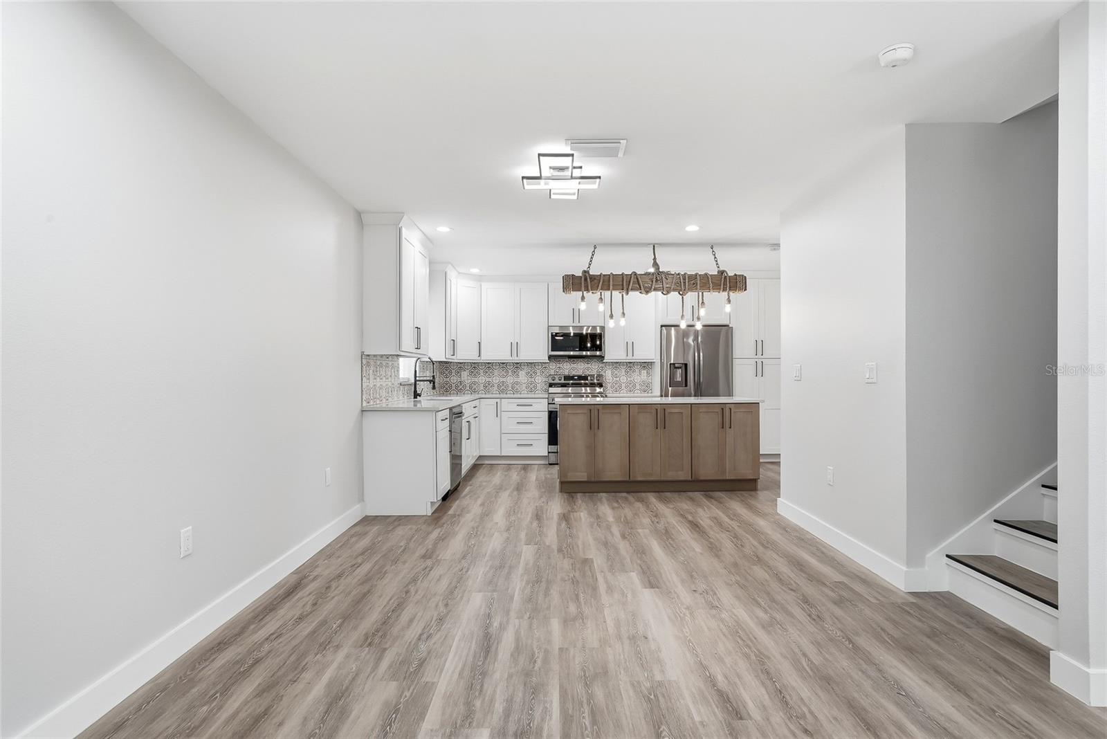 FOX RIDGE - Residential