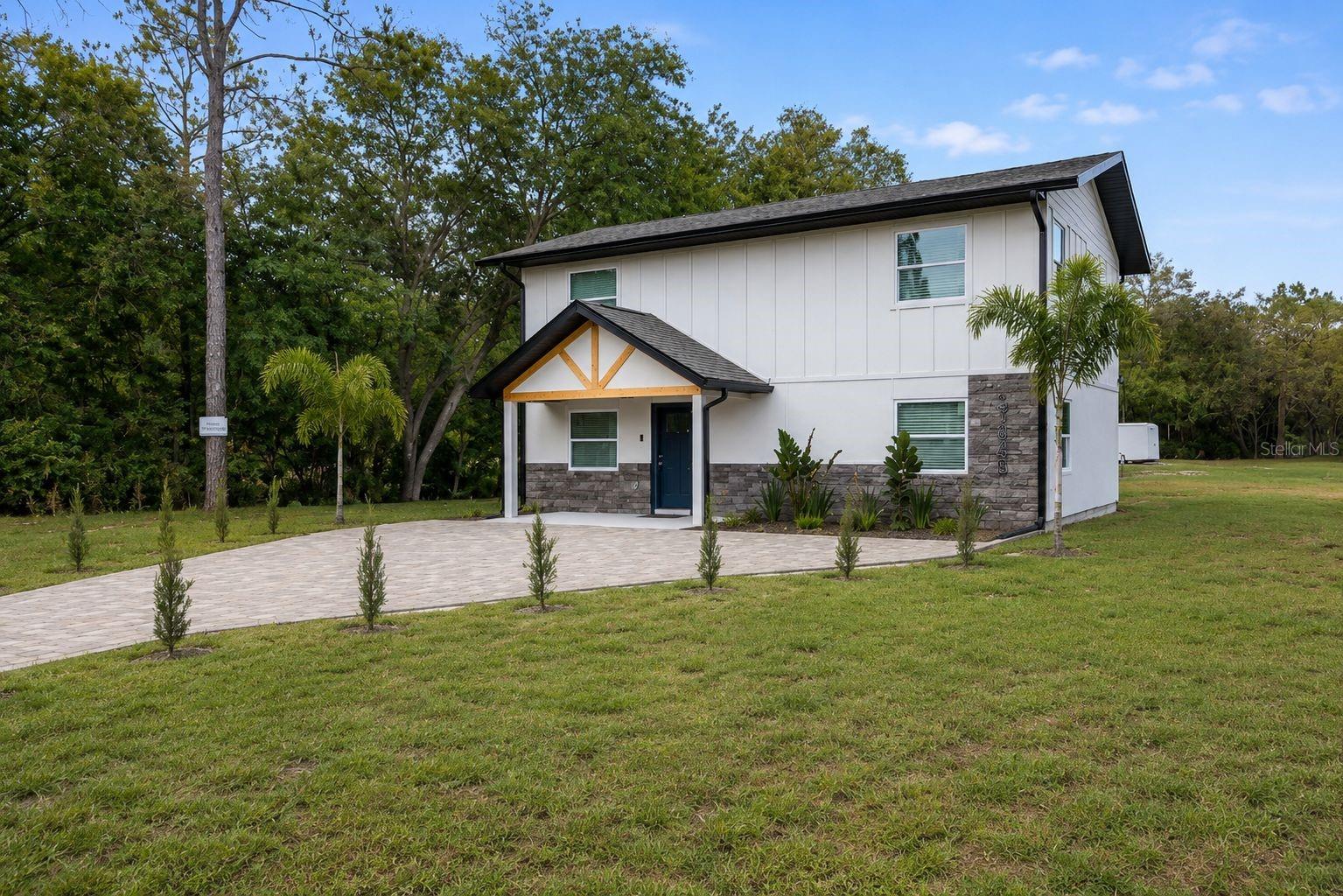 FOX RIDGE - Residential