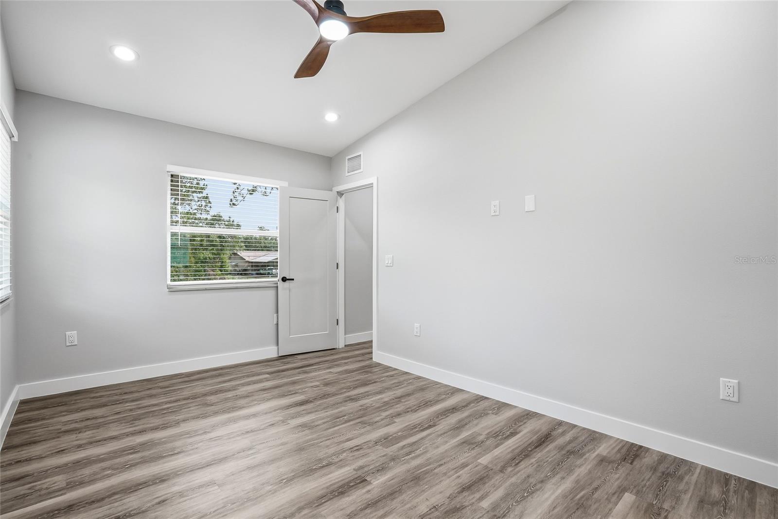 FOX RIDGE - Residential