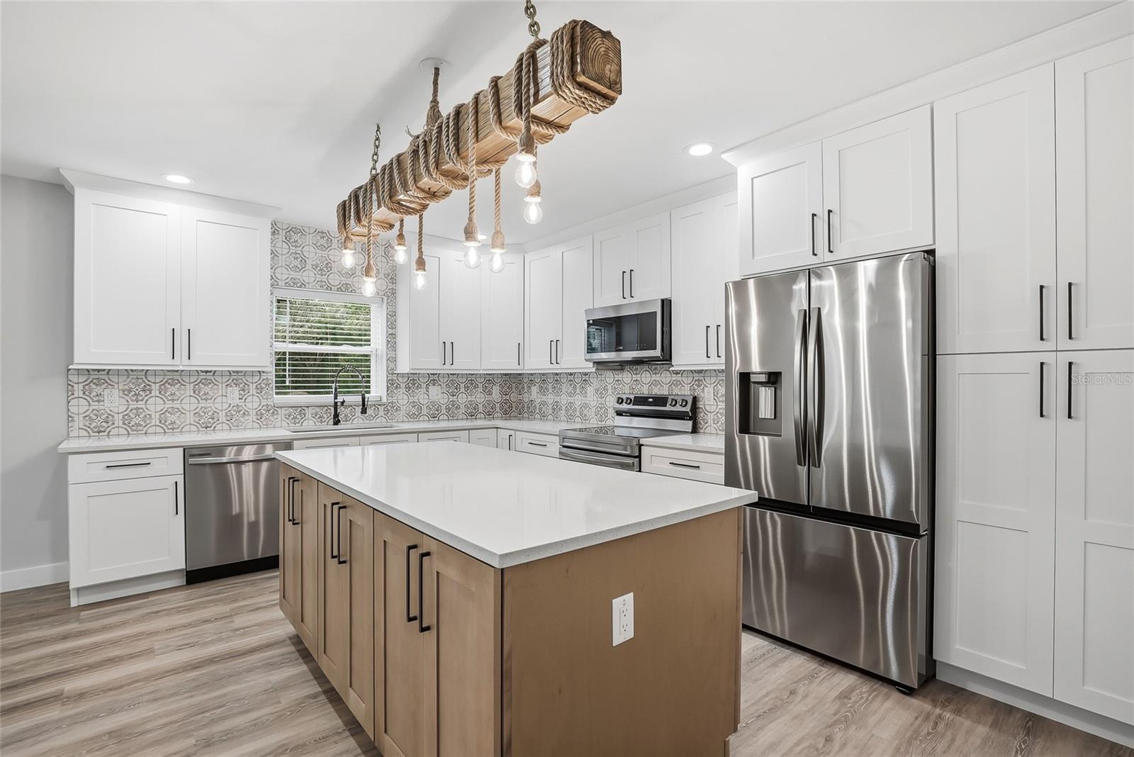 FOX RIDGE - Residential