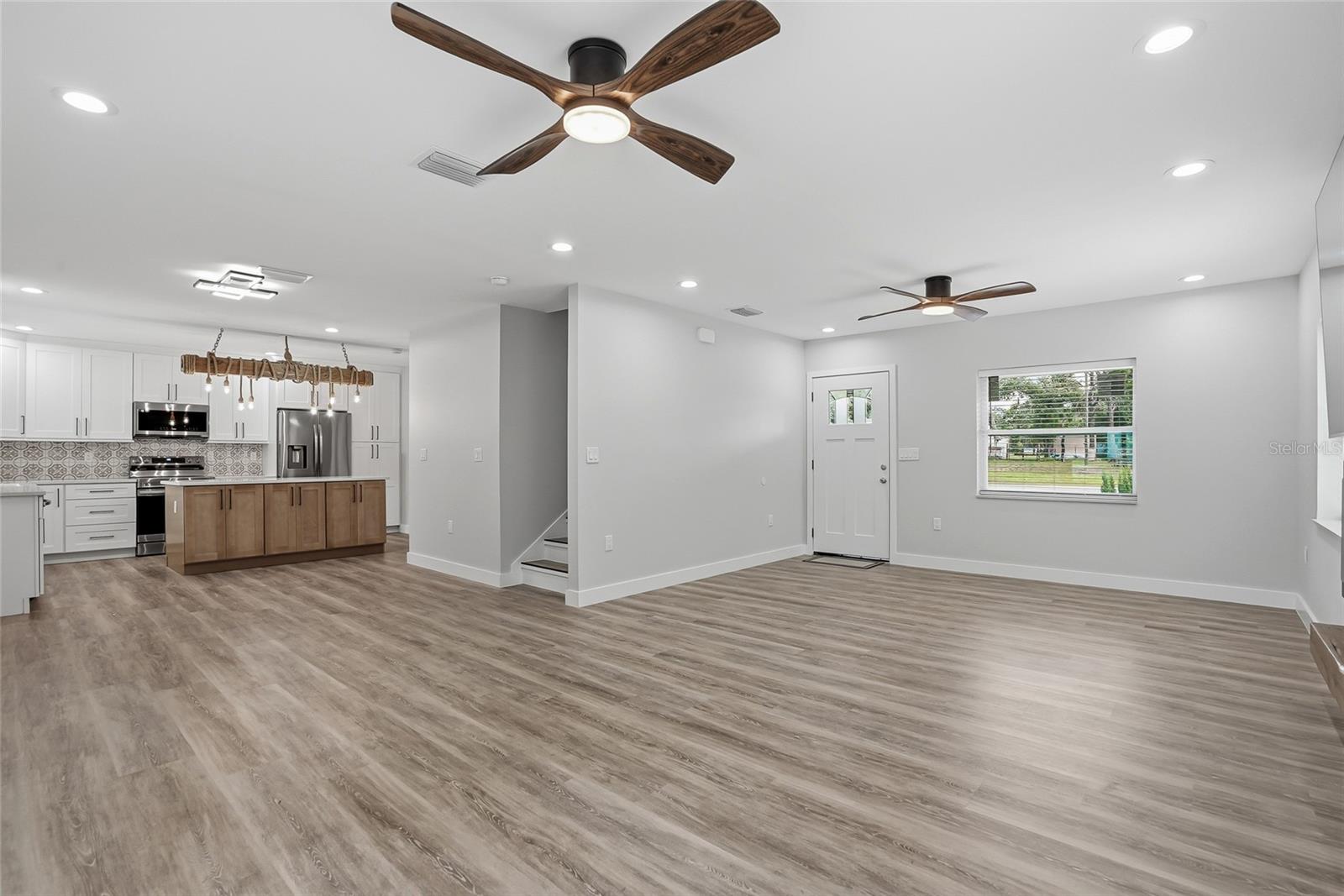 FOX RIDGE - Residential