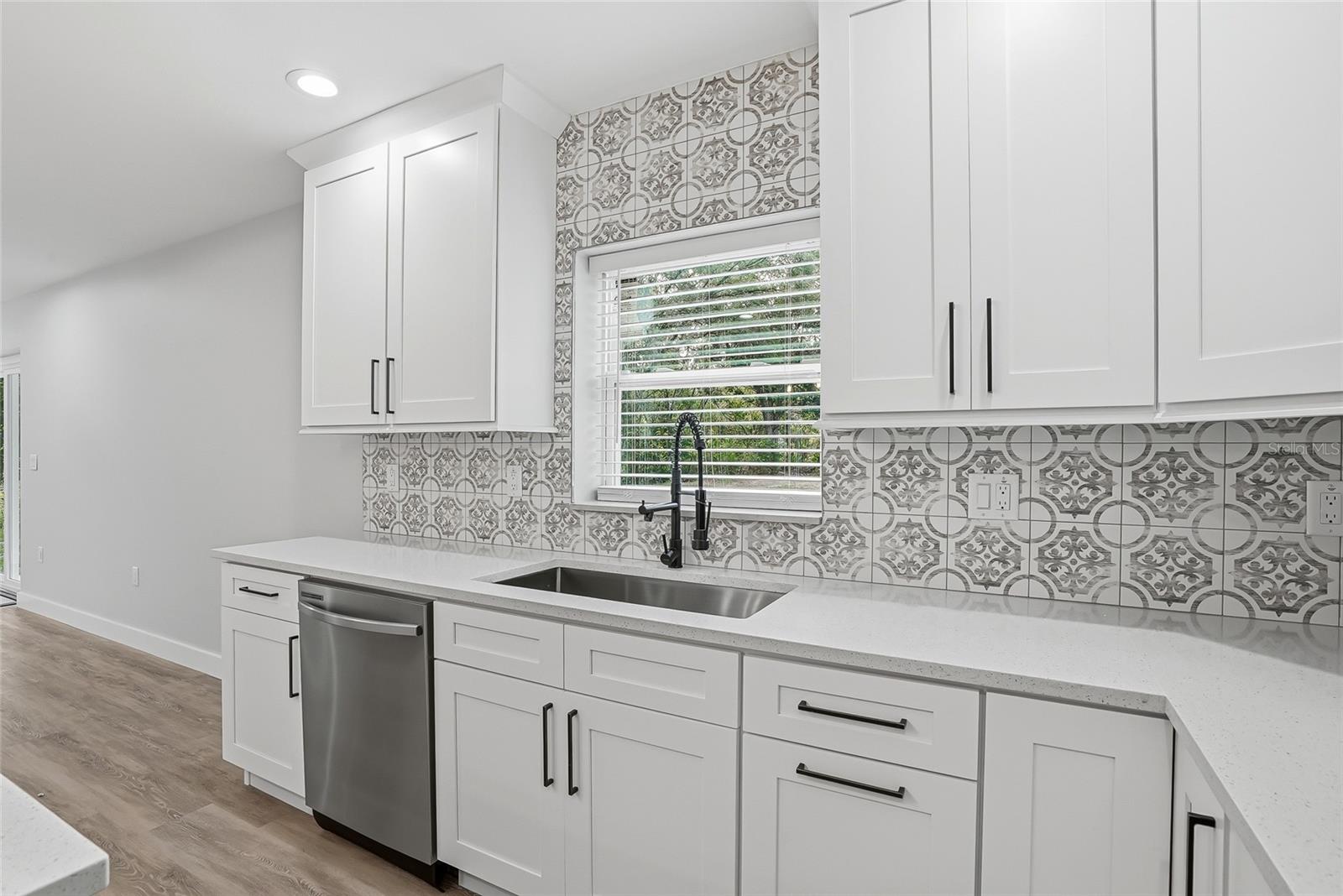 FOX RIDGE - Residential