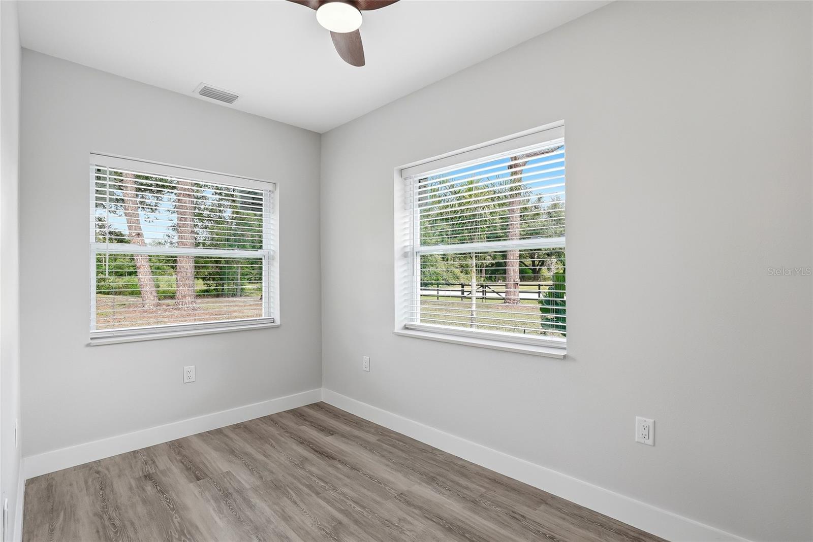 FOX RIDGE - Residential
