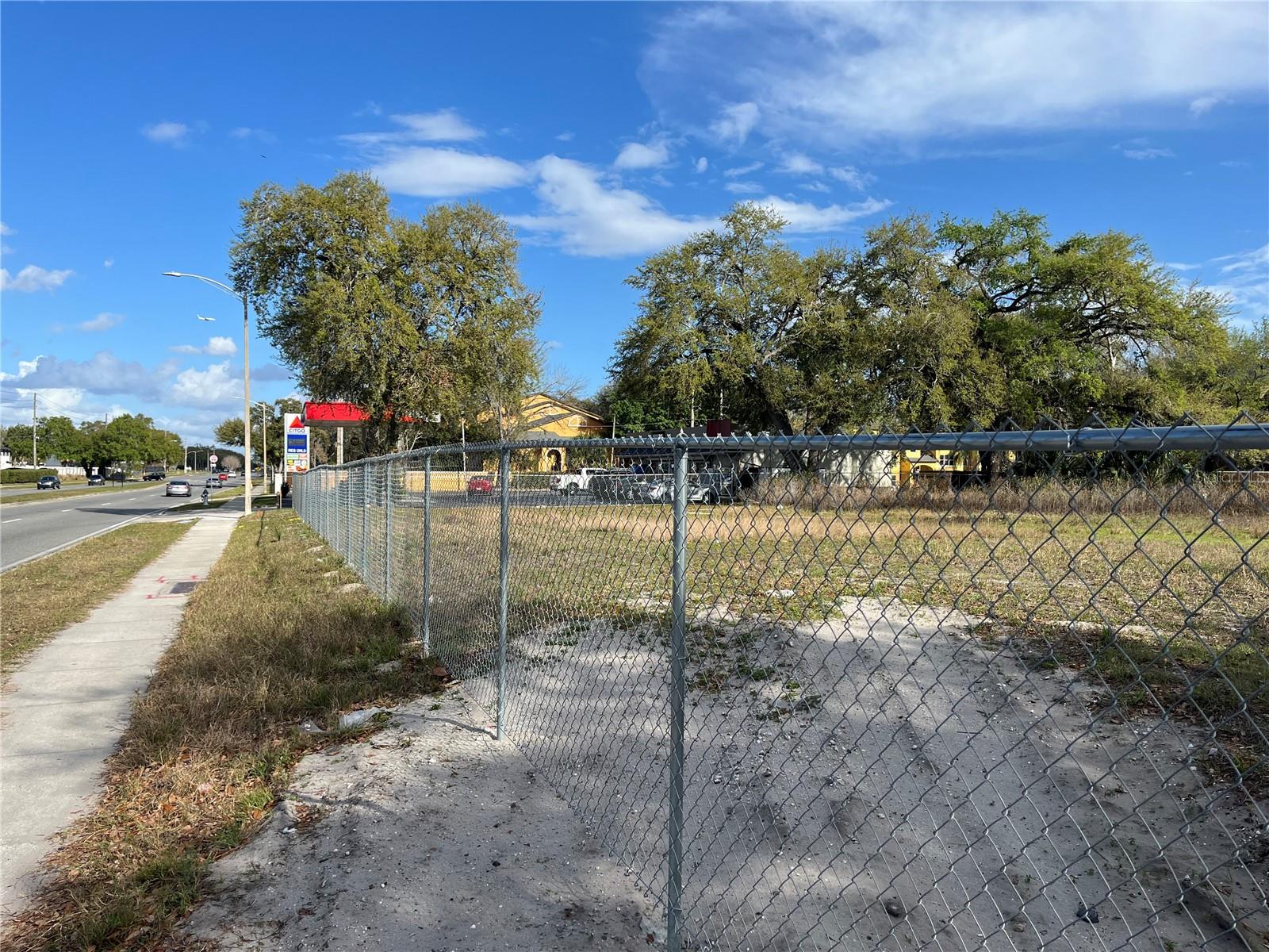 HARBOUR SQUARE - Commercial Sale