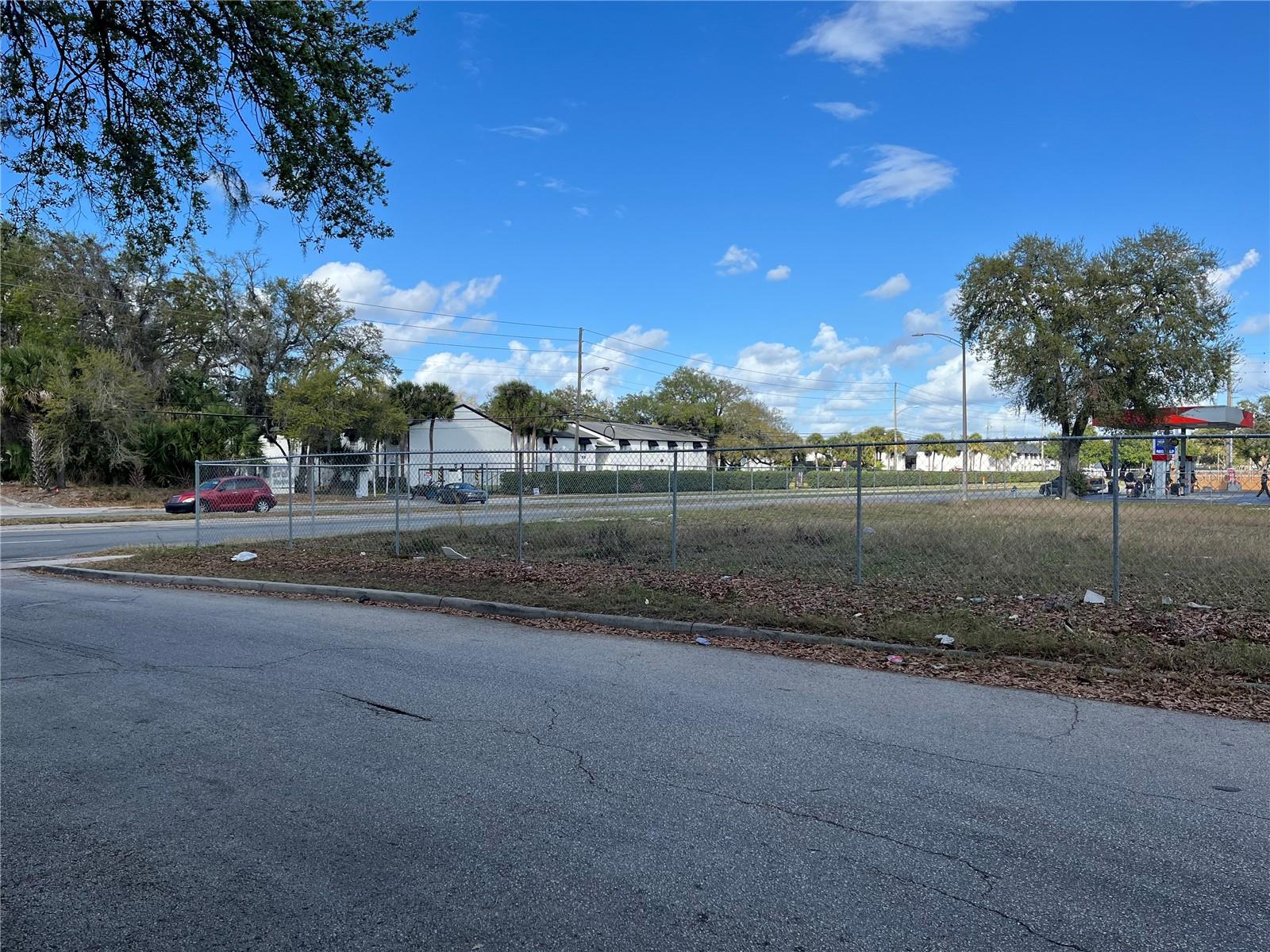 HARBOUR SQUARE - Commercial Sale