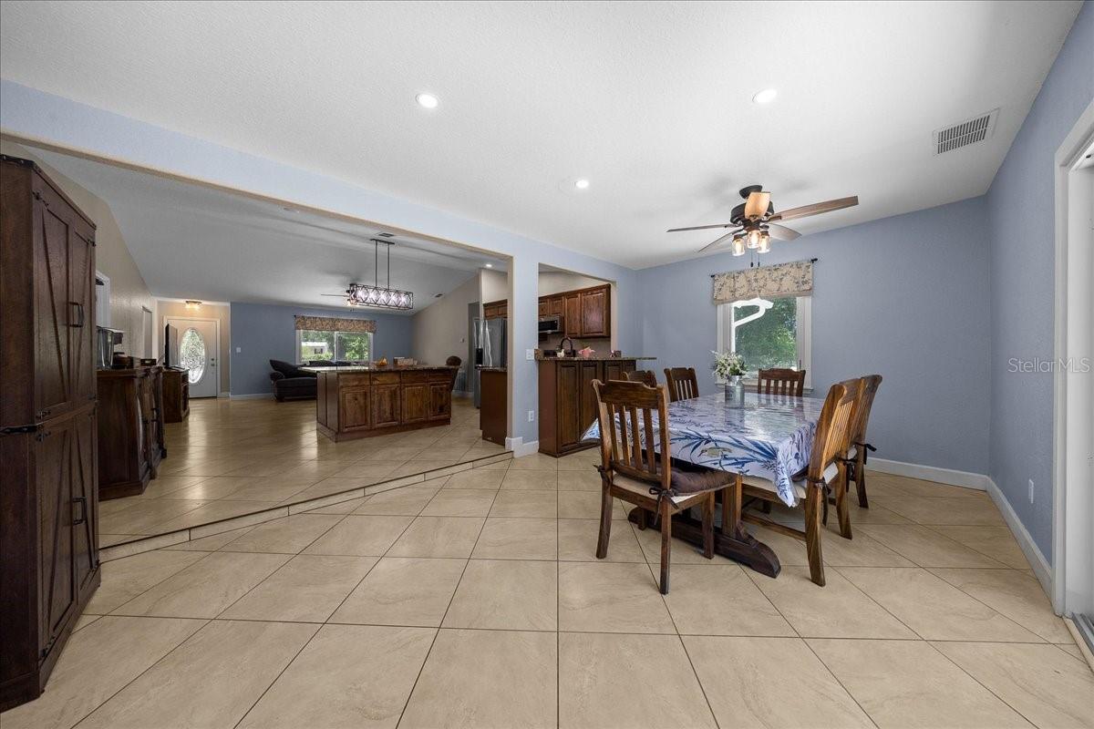 GRANDE OAK MANOR - Residential