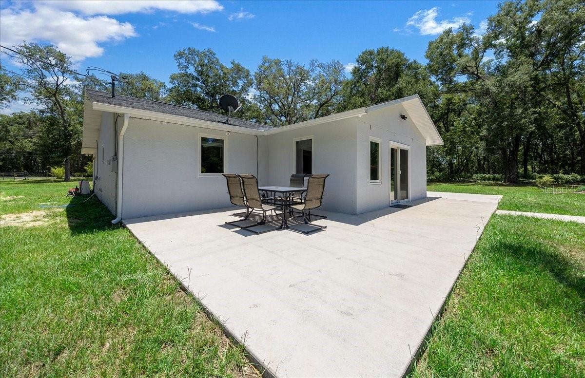 GRANDE OAK MANOR - Residential