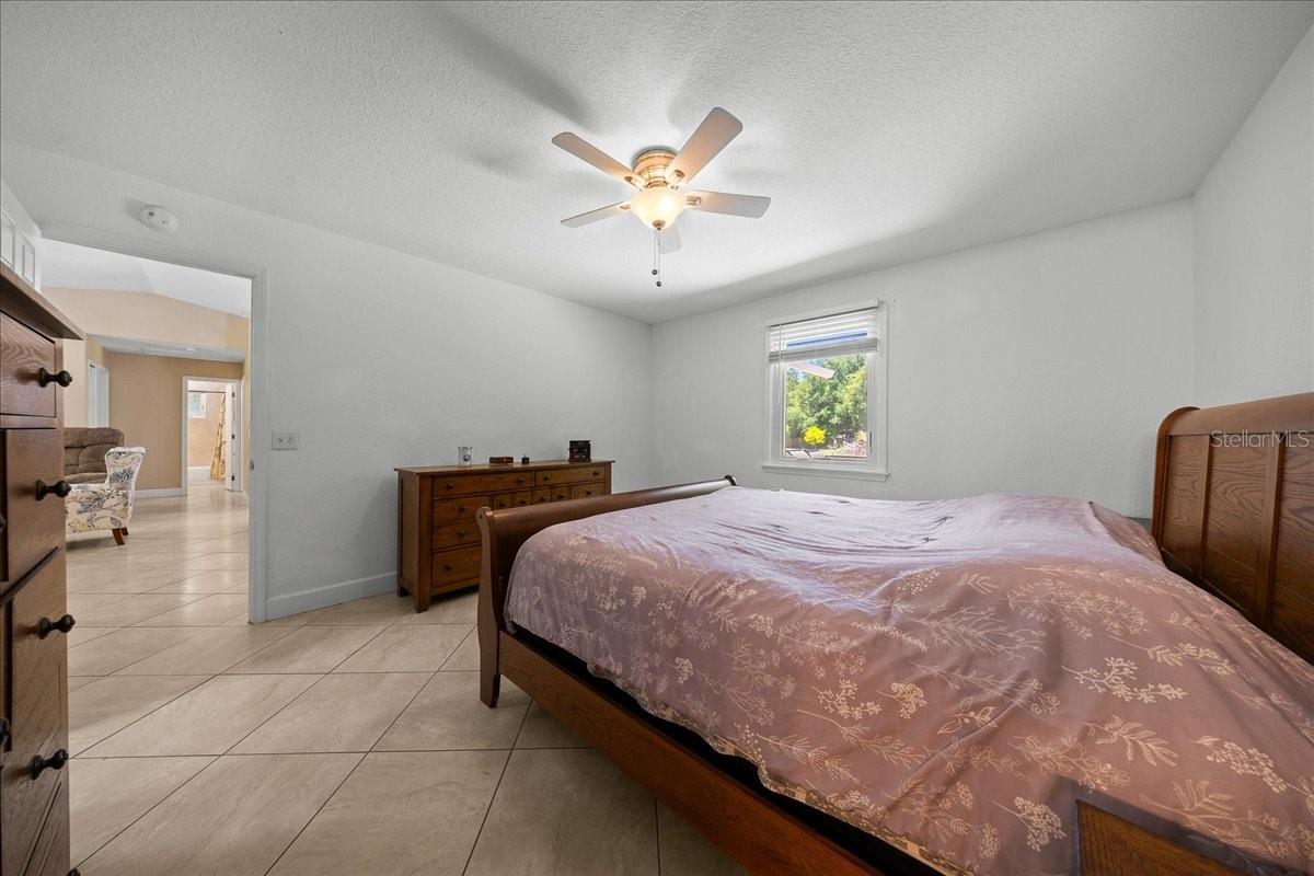 GRANDE OAK MANOR - Residential