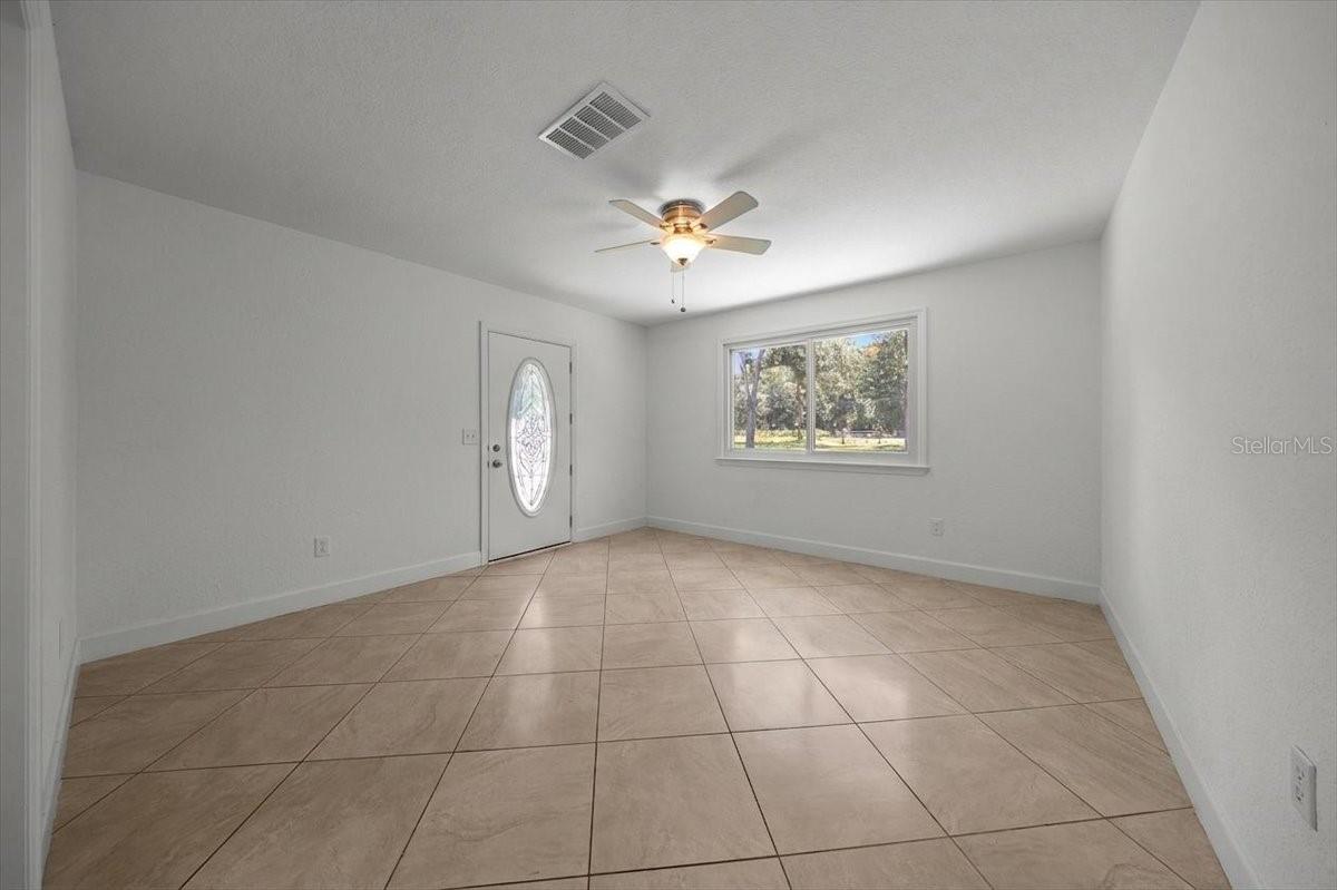 GRANDE OAK MANOR - Residential