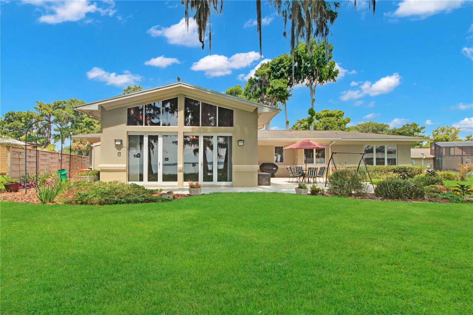 LEESBURG, LOVES POINT - Residential