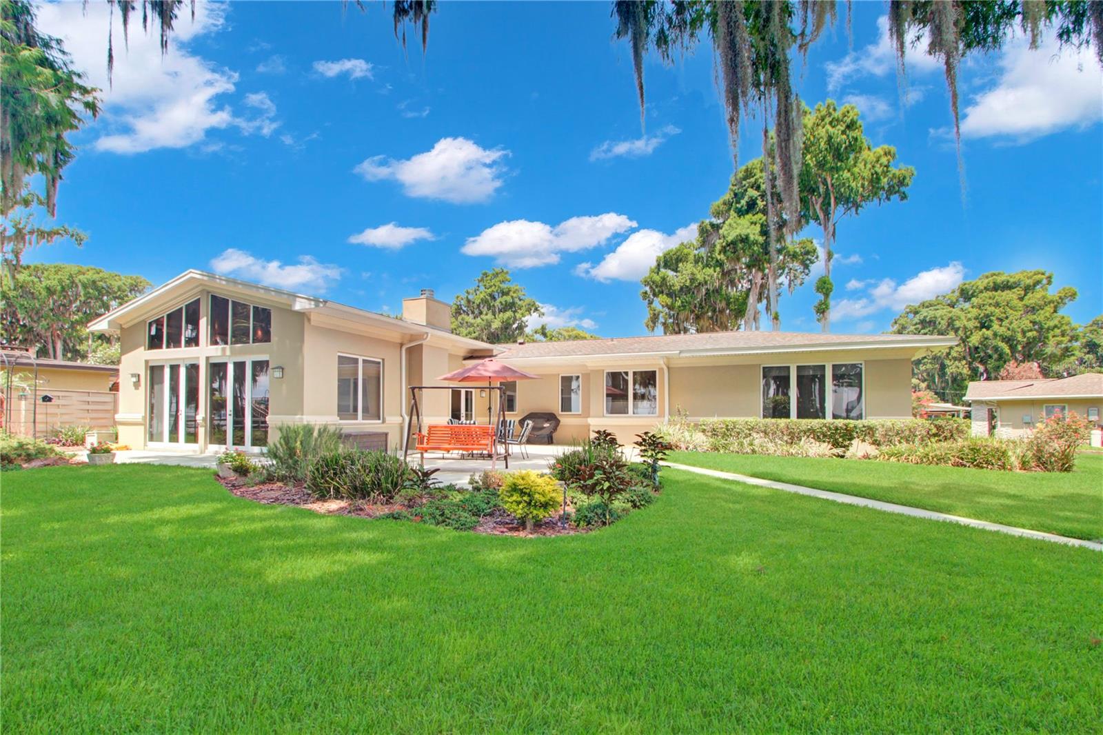 LEESBURG, LOVES POINT - Residential