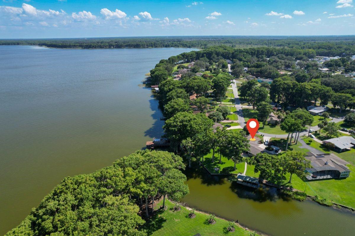 LEESBURG, LOVES POINT - Residential