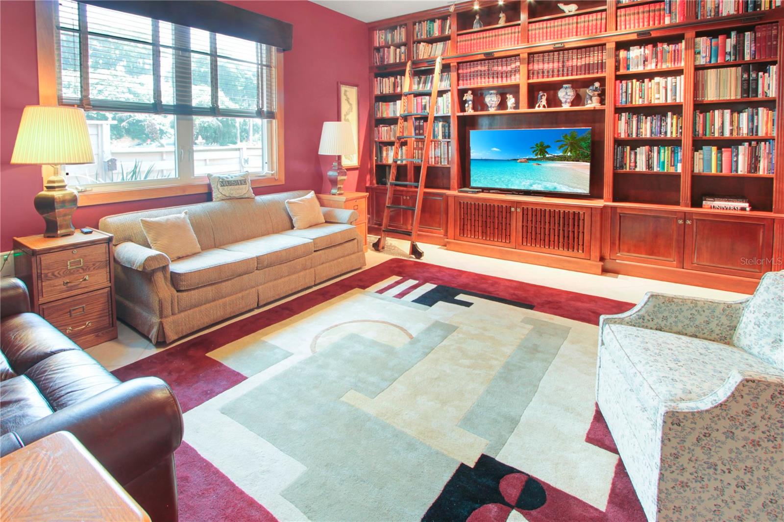 LEESBURG, LOVES POINT - Residential