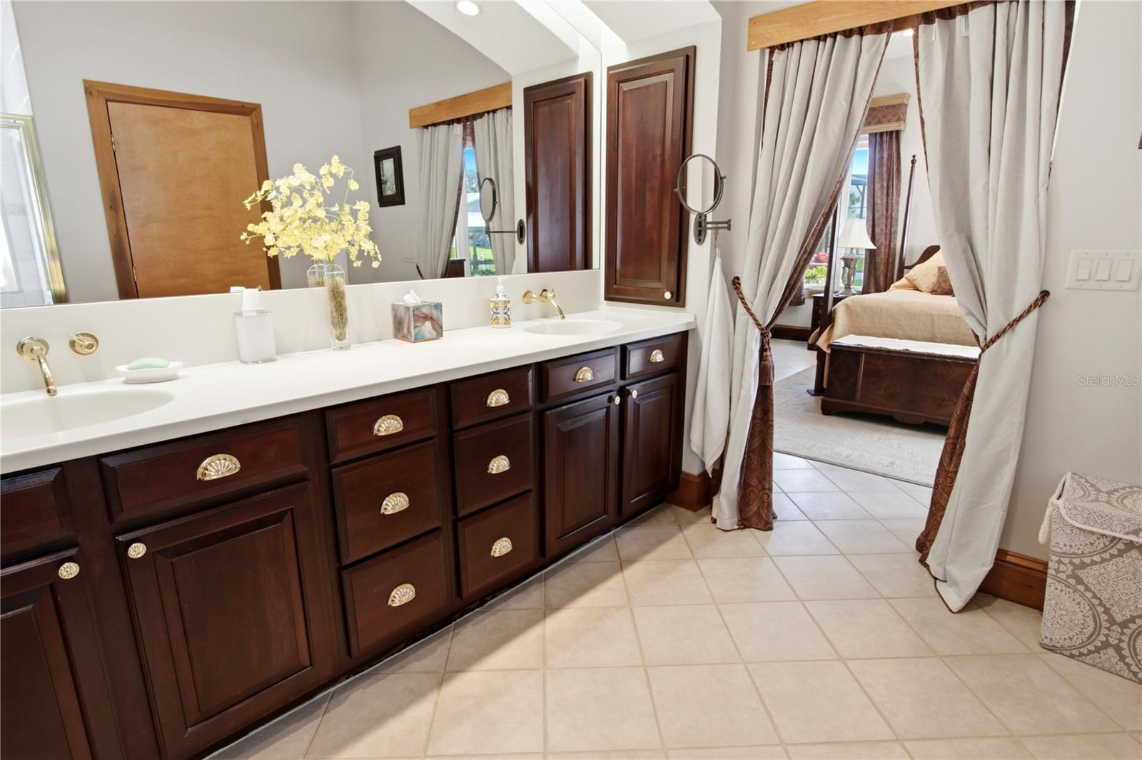 LEESBURG, LOVES POINT - Residential