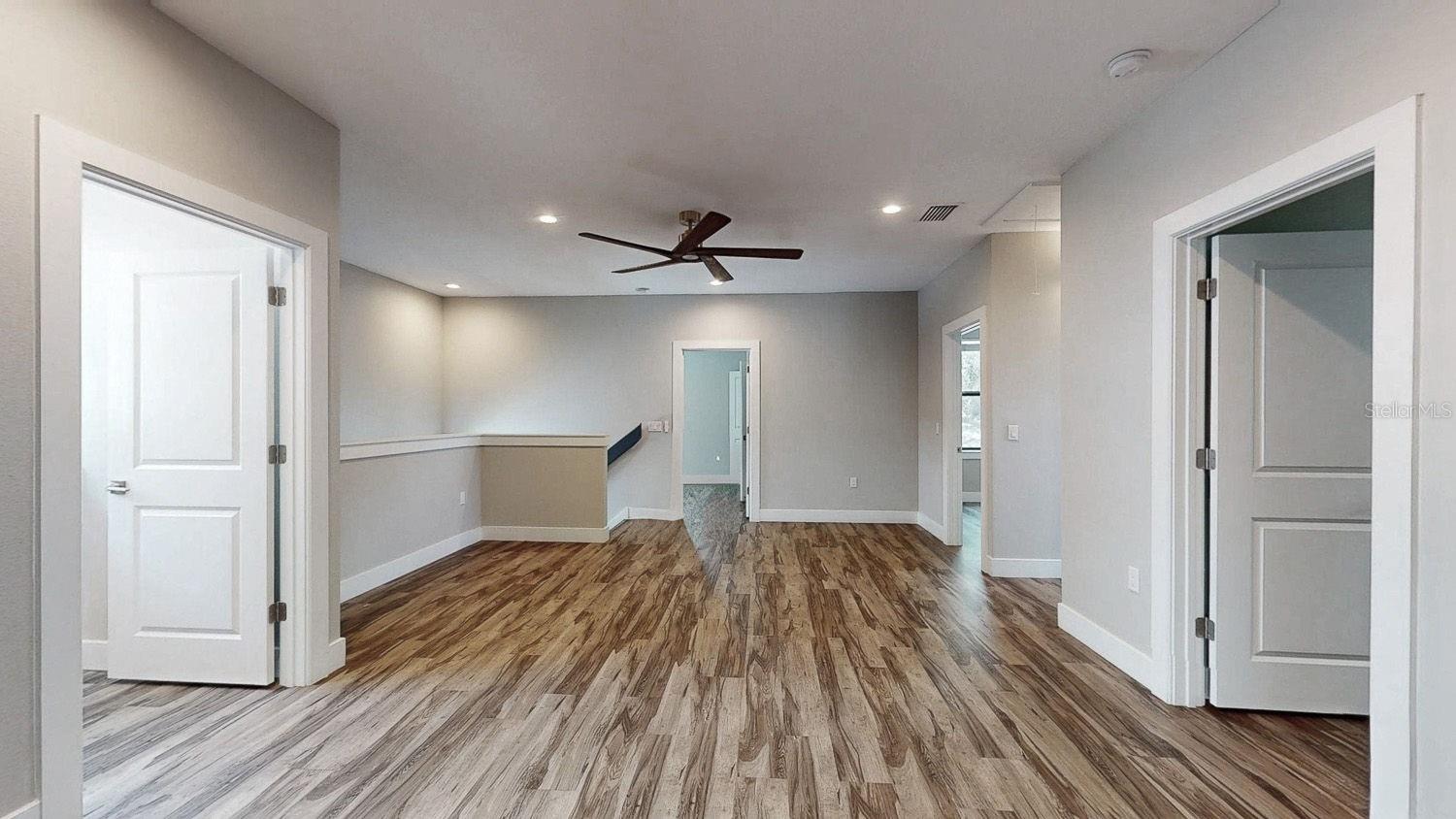 MAC FARLANE PARK - Residential Lease