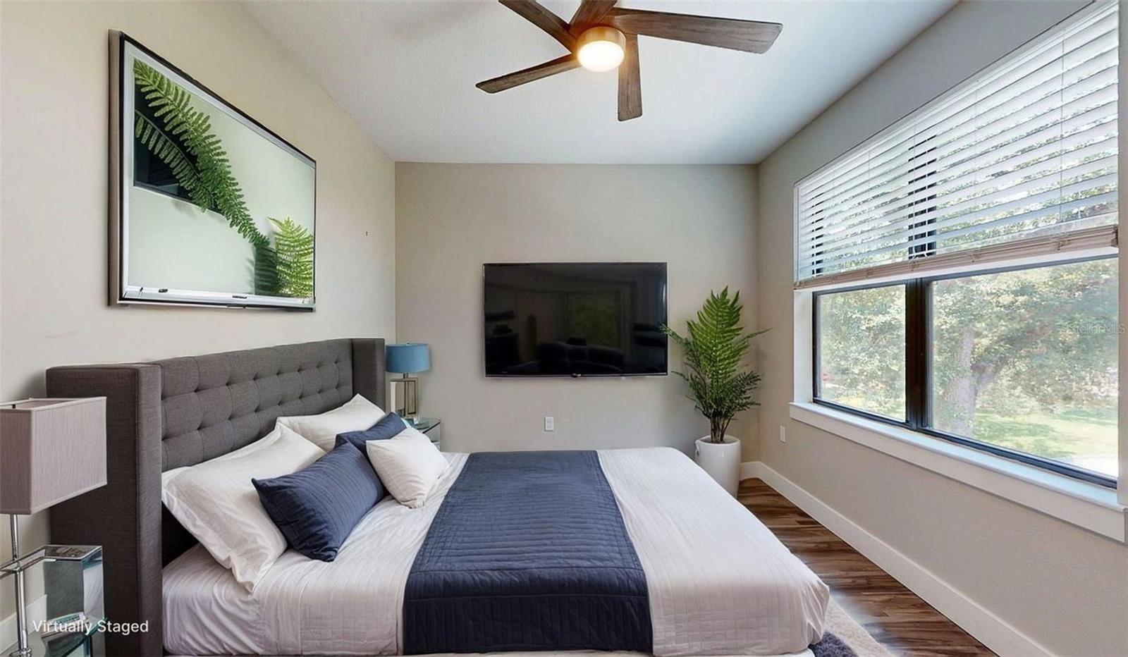 MAC FARLANE PARK - Residential Lease