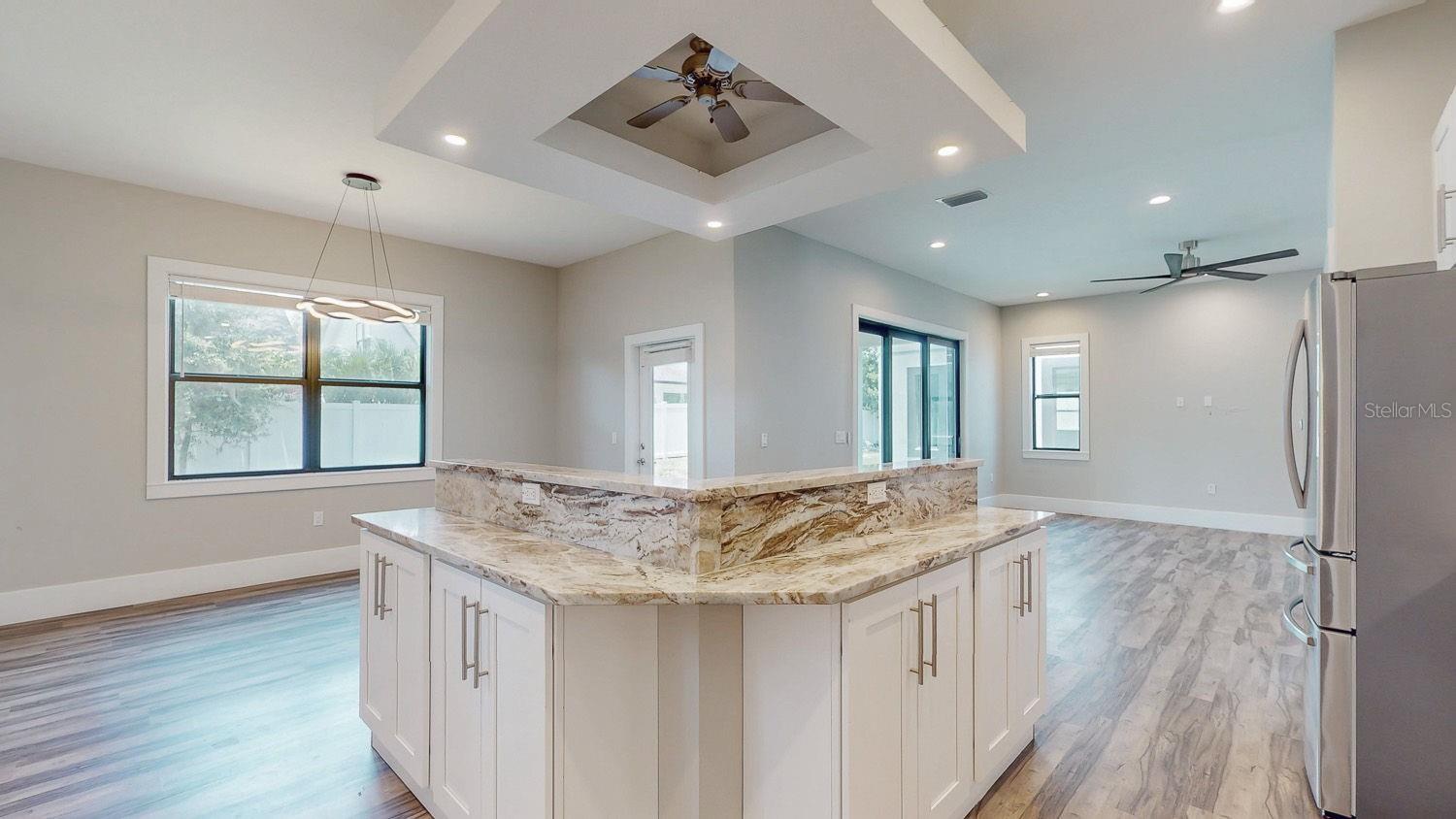 MAC FARLANE PARK - Residential Lease