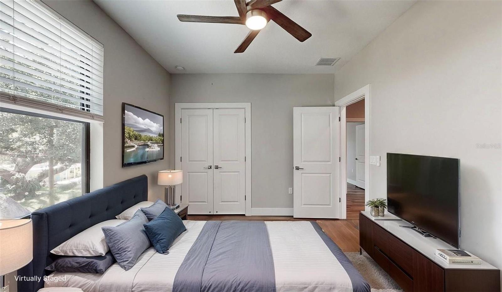 MAC FARLANE PARK - Residential Lease
