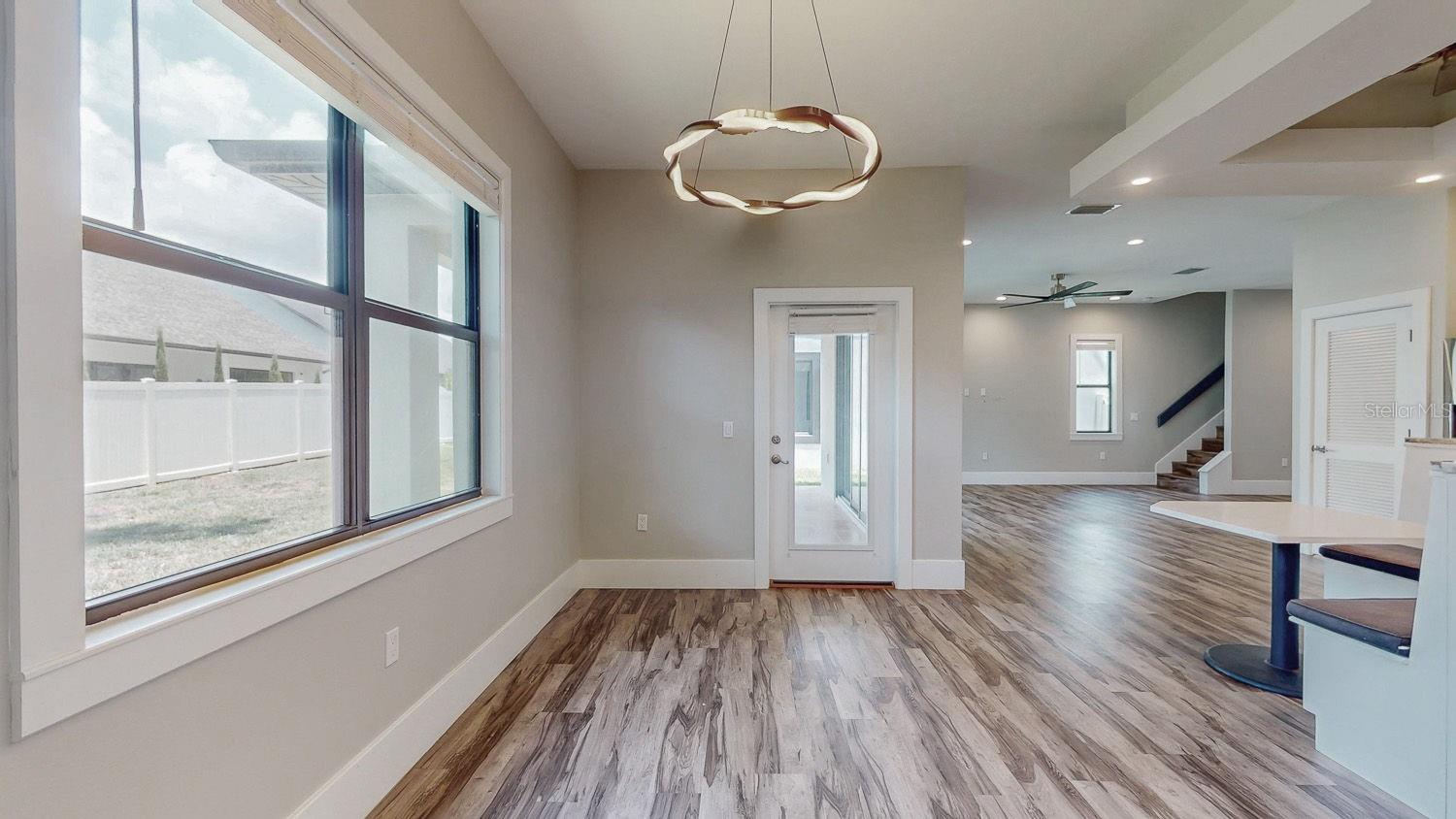 MAC FARLANE PARK - Residential Lease