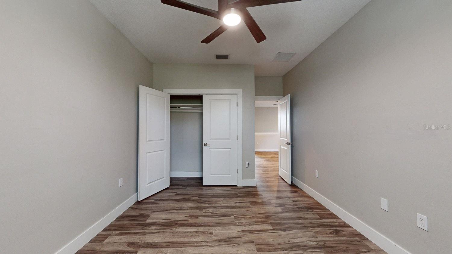 MAC FARLANE PARK - Residential Lease