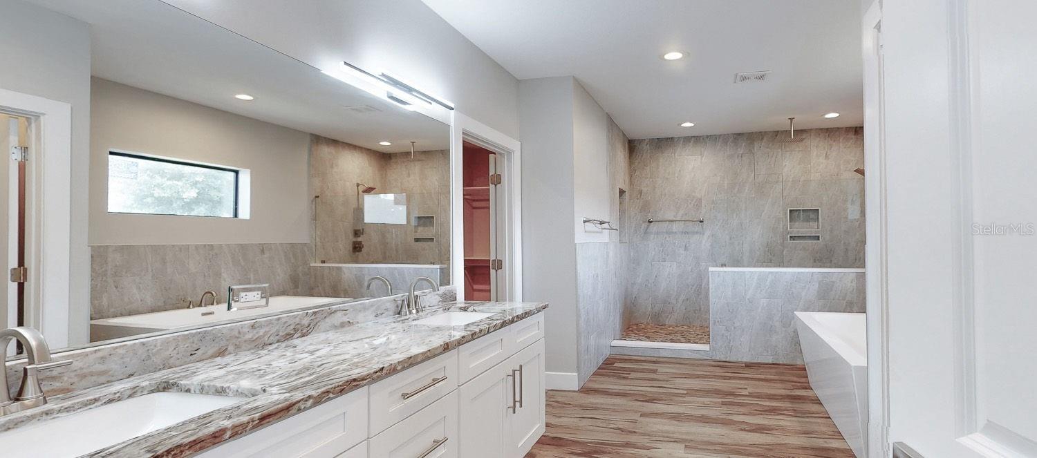 MAC FARLANE PARK - Residential Lease