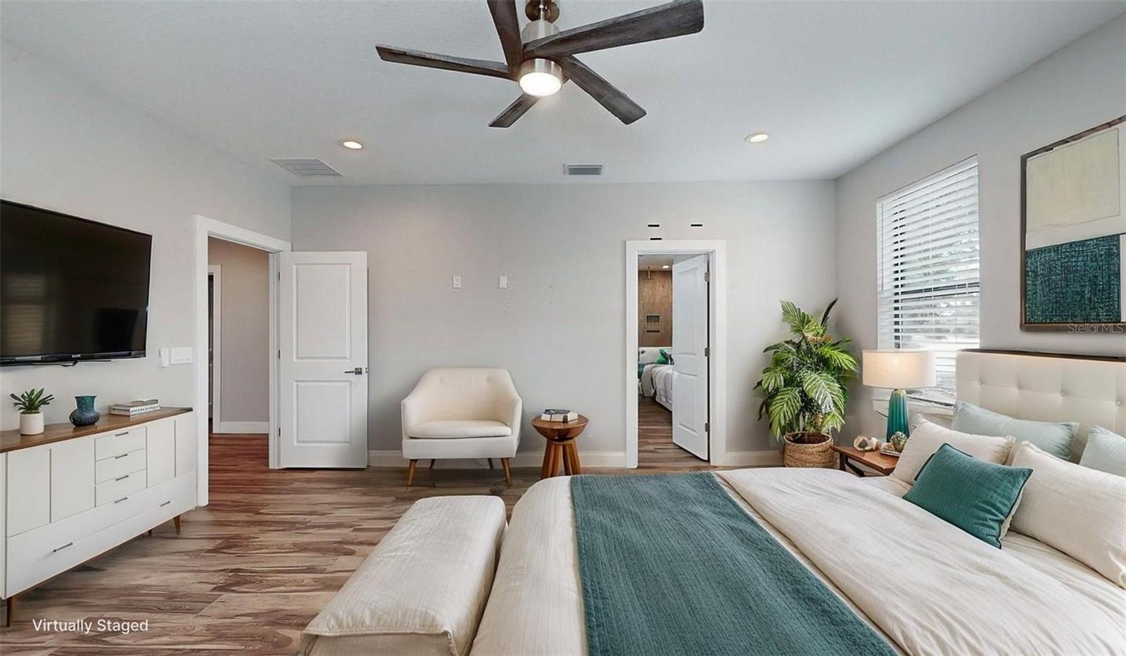 MAC FARLANE PARK - Residential Lease