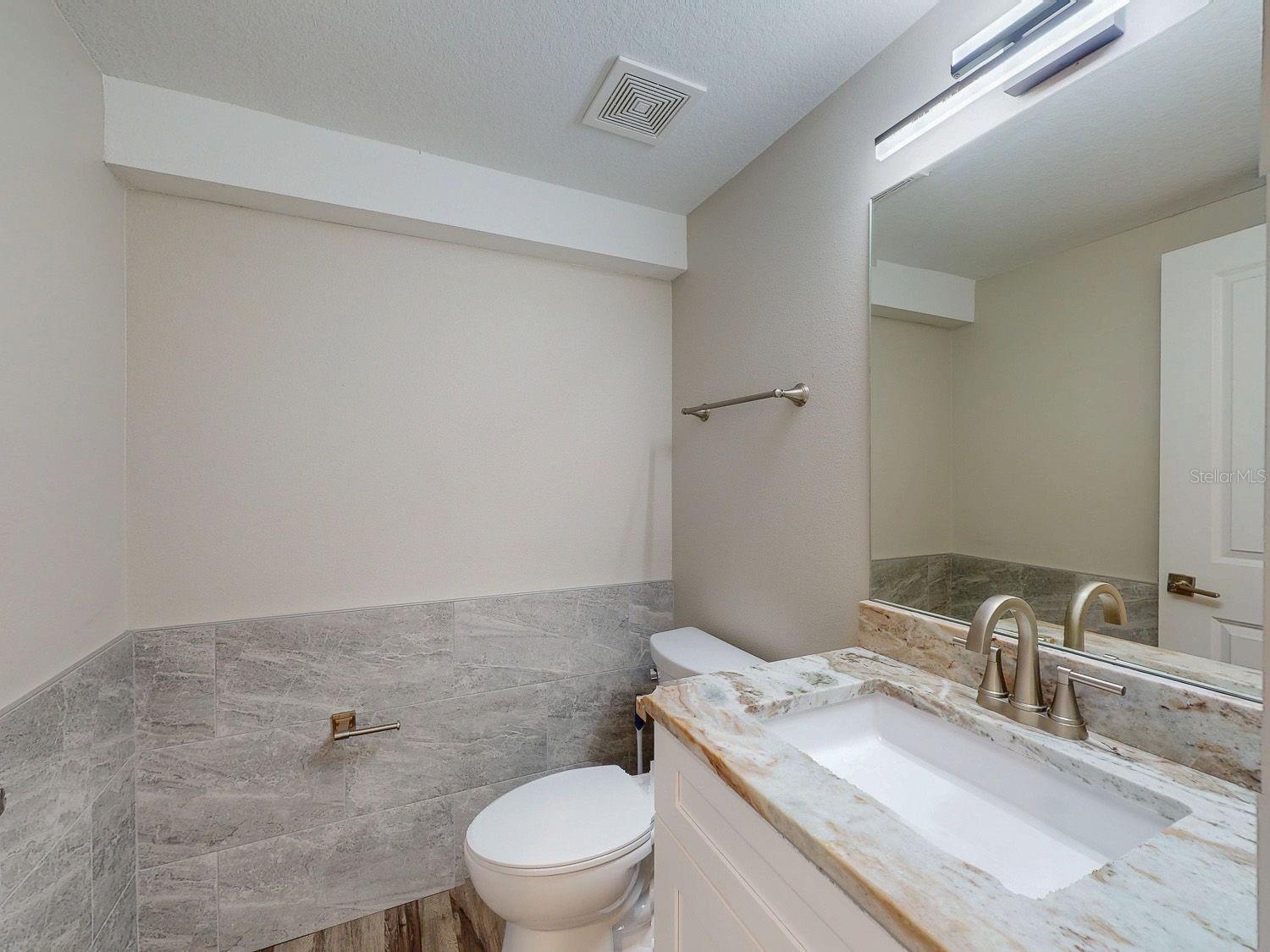 MAC FARLANE PARK - Residential Lease