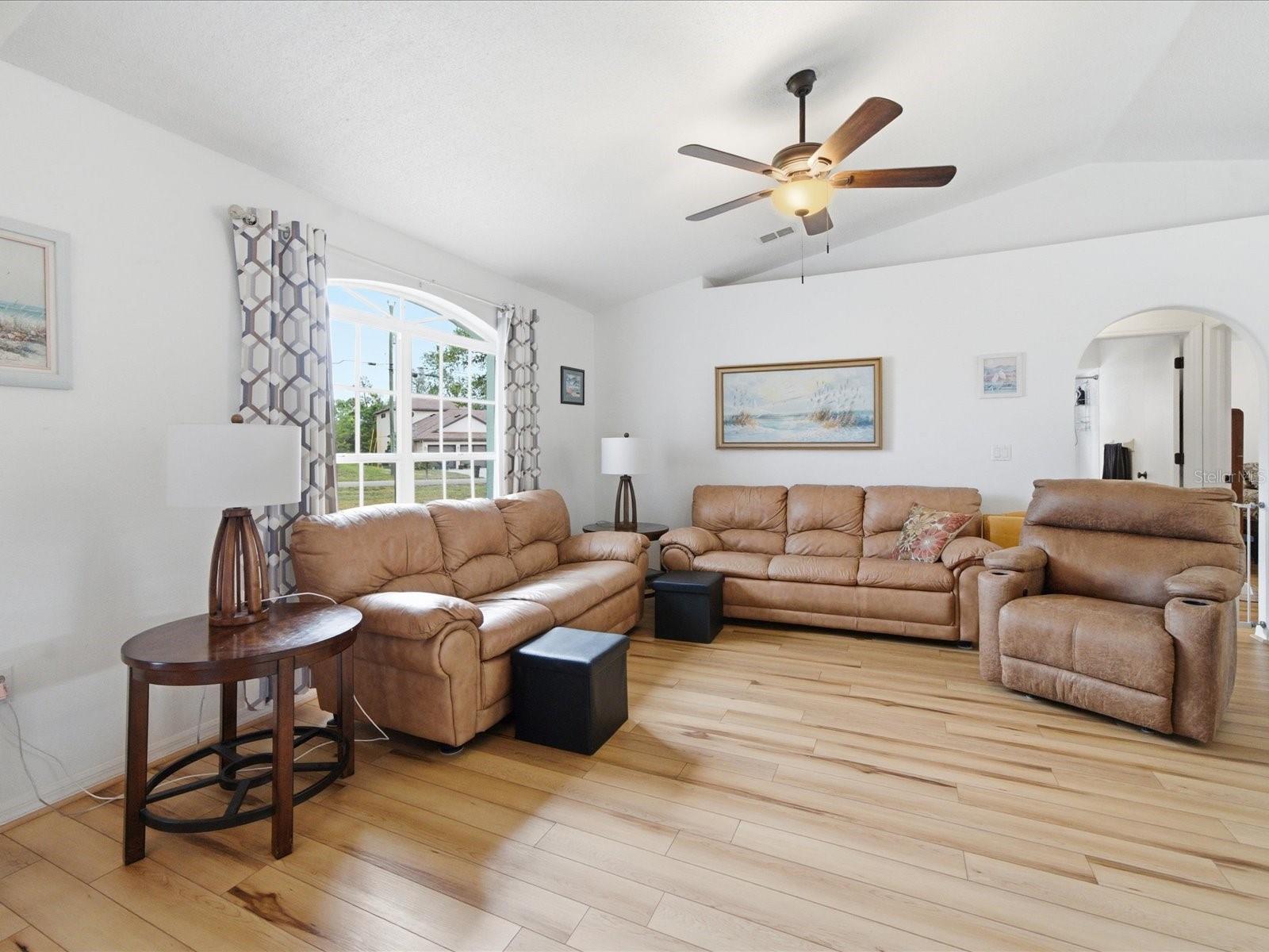 SPRING HILL UNIT 10 - Residential
