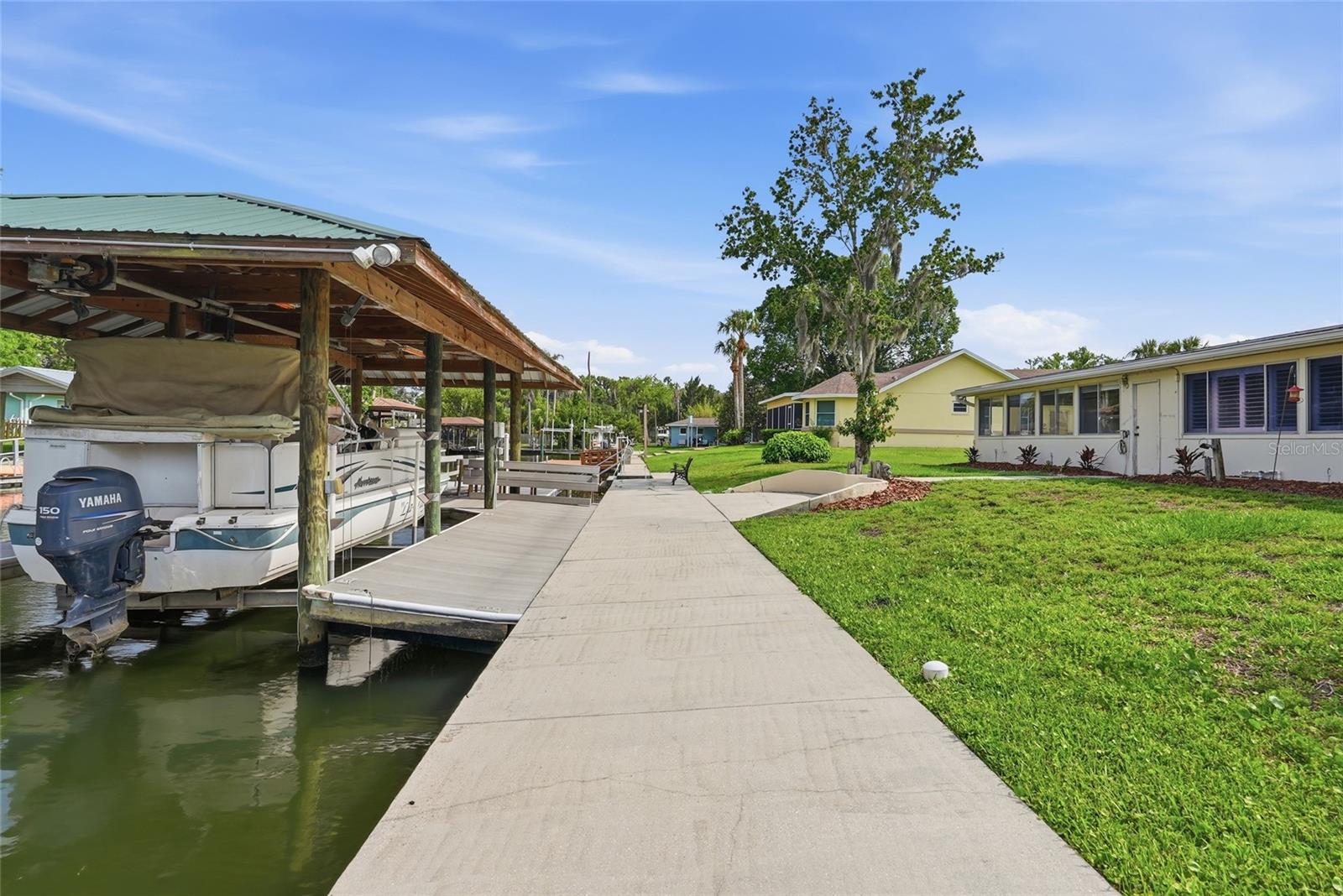 GLEN AIRE ESTATES - Residential