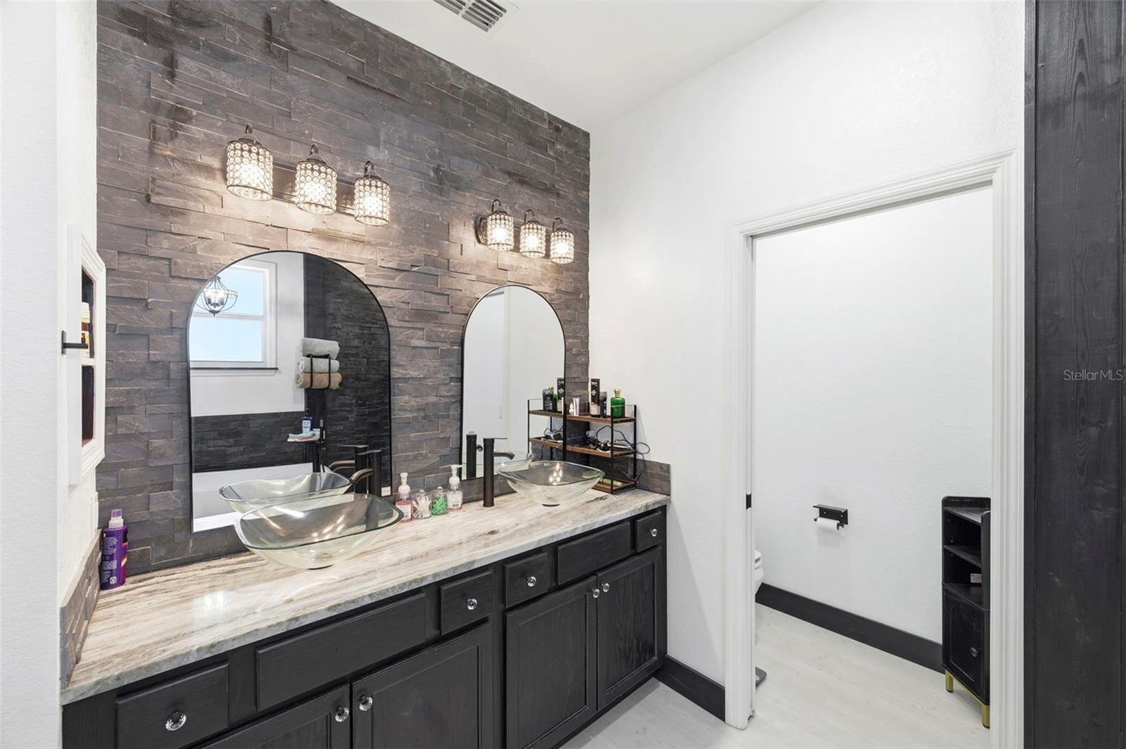 DEAN RANCH - Residential