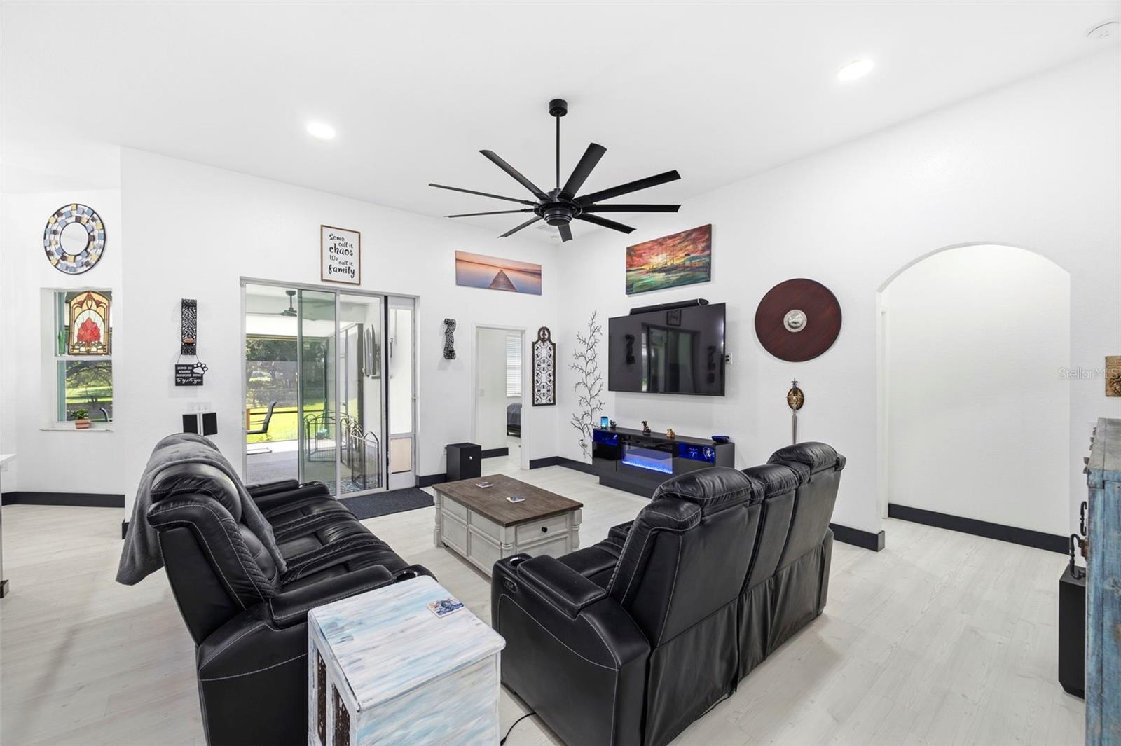 DEAN RANCH - Residential