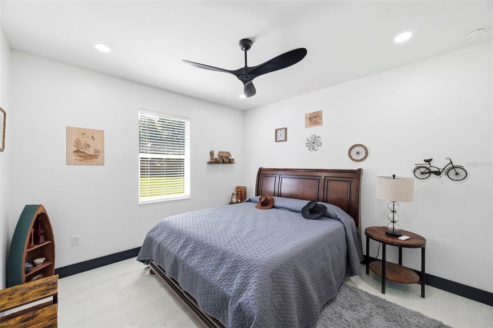 DEAN RANCH - Residential