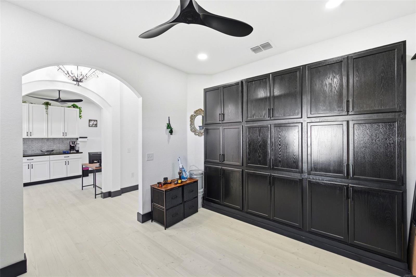 DEAN RANCH - Residential