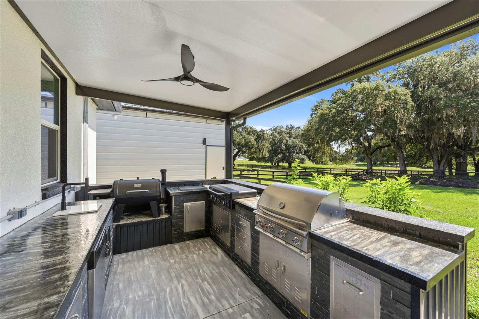 DEAN RANCH - Residential