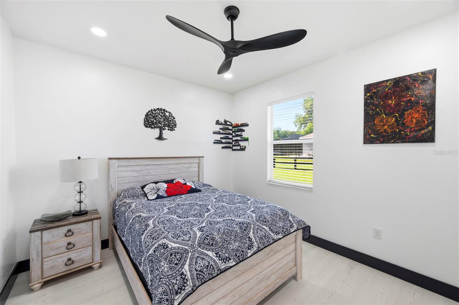 DEAN RANCH - Residential