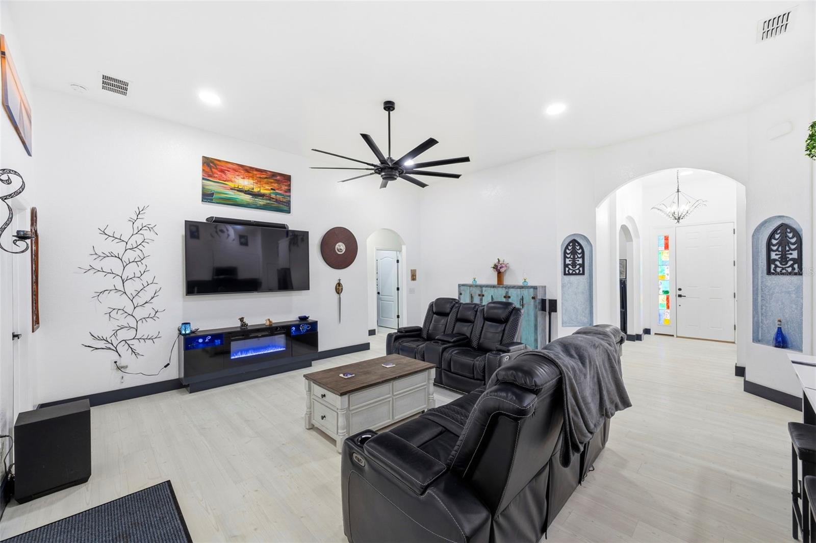 DEAN RANCH - Residential