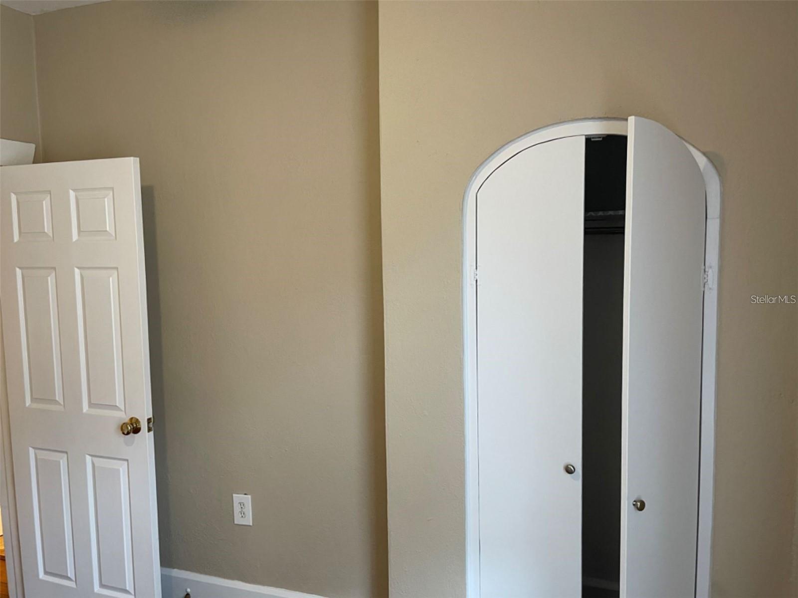 AVALON SUB 2 - Residential Lease