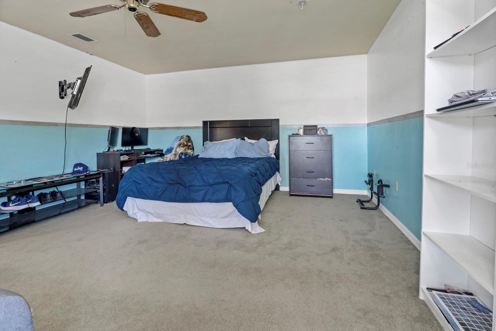 FAIRLAWN MANOR - Residential
