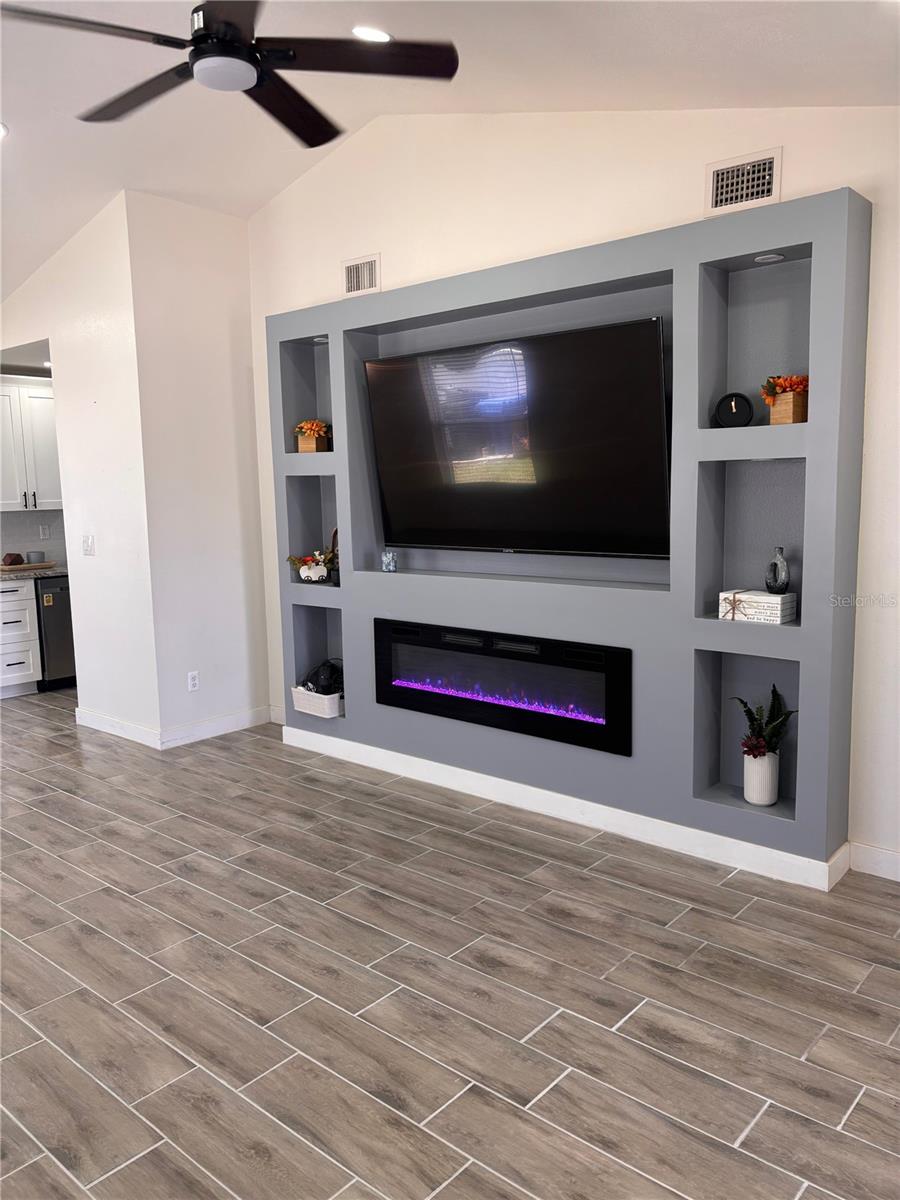 SUMMERFIELD VILLAGE II TR 5 - Residential